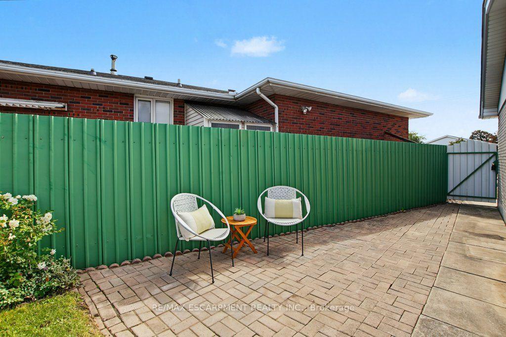 Photo 36 of 30 Catalina Drive, Hamilton, Greenford — HOMEH