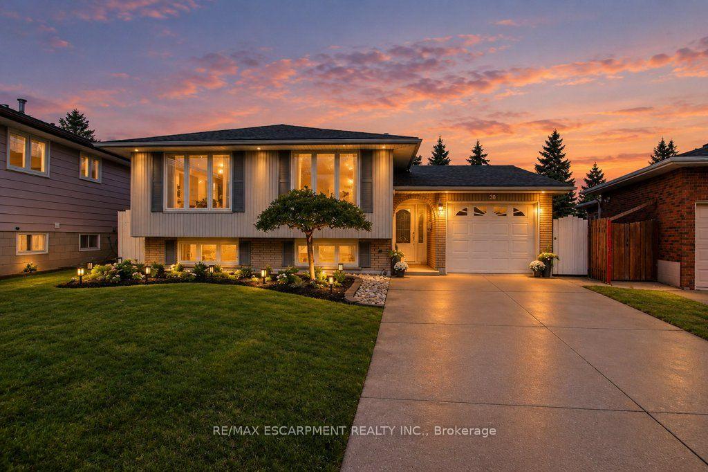 Photo 41 of 30 Catalina Drive, Hamilton, Greenford — HOMEH
