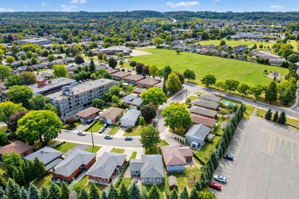 Photo 44 of 30 Catalina Drive, Hamilton, Greenford — HOMEH