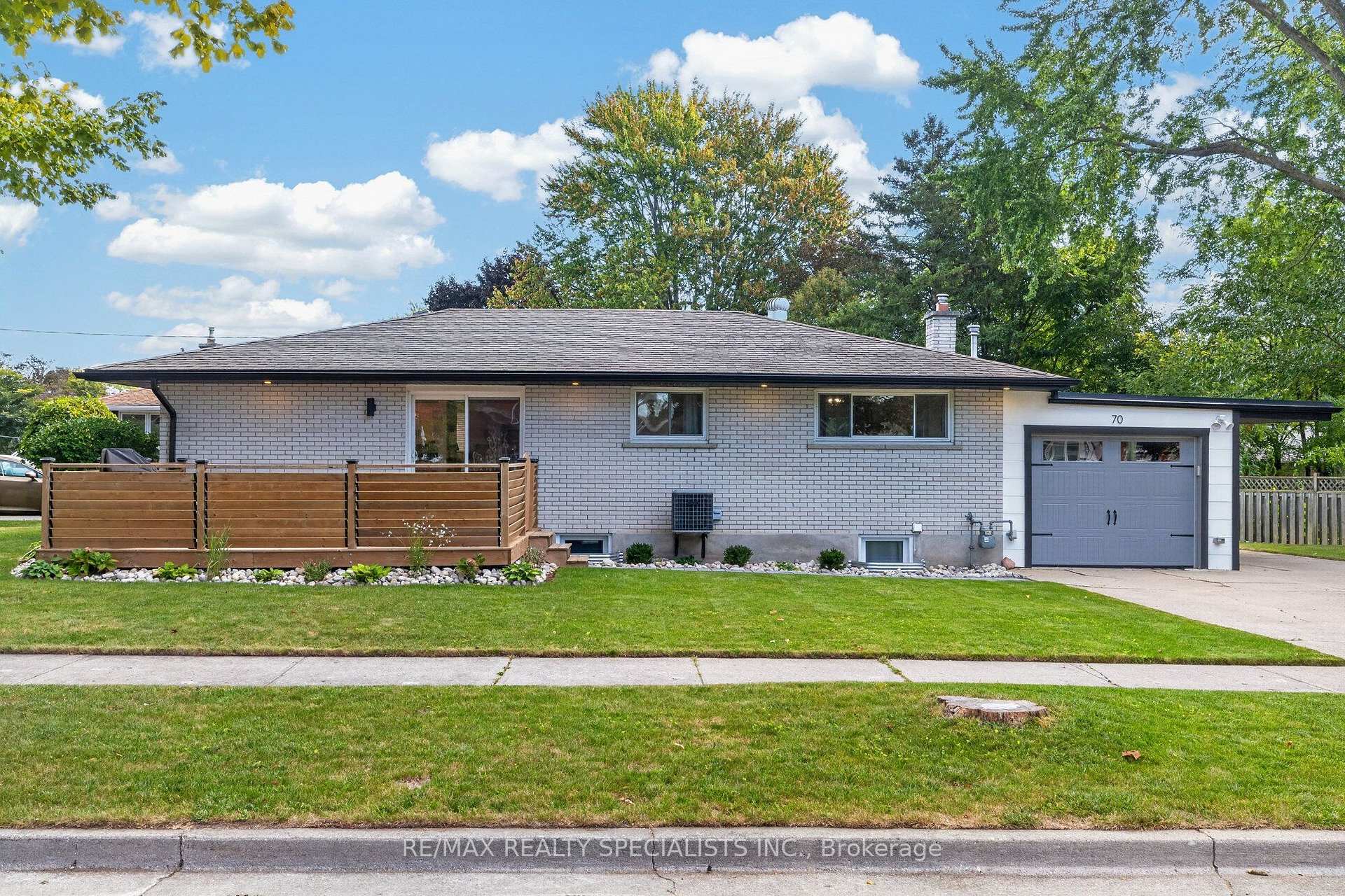 Photo 5 of 70 Duncairn Avenue, Kitchener, Forest Hill — HOMEH