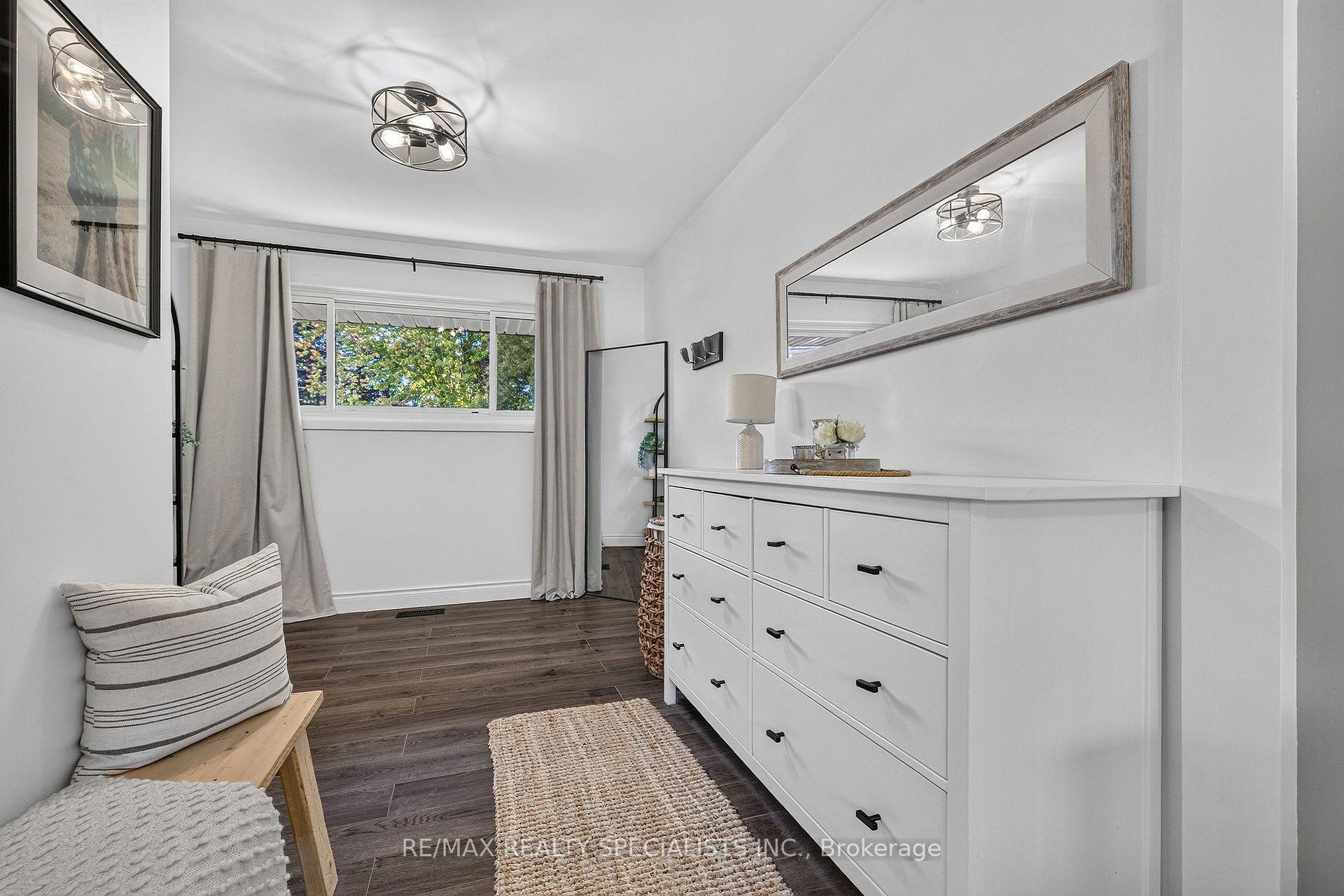 Photo 27 of 70 Duncairn Avenue, Kitchener, Forest Hill — HOMEH