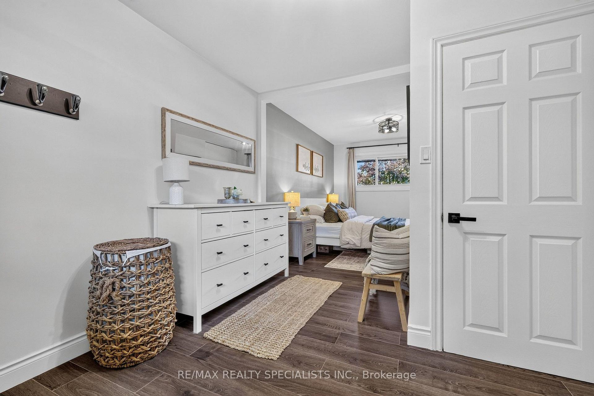 Photo 28 of 70 Duncairn Avenue, Kitchener, Forest Hill — HOMEH