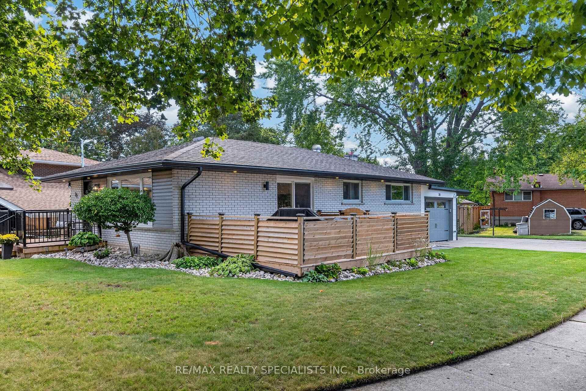 Photo 34 of 70 Duncairn Avenue, Kitchener, Forest Hill — HOMEH