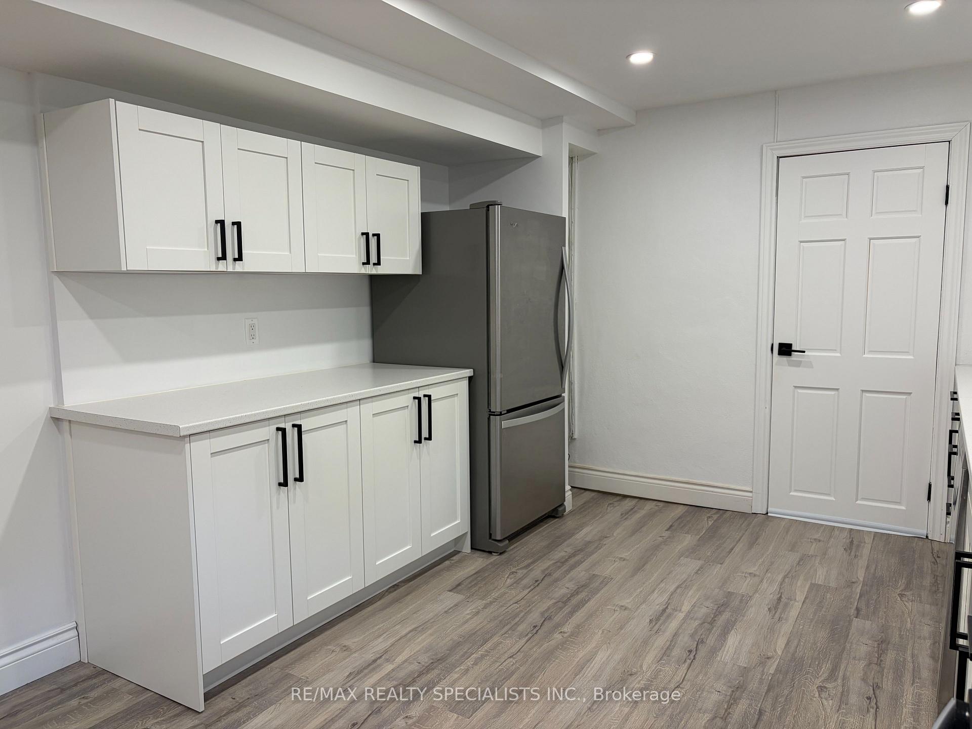 Photo 40 of 70 Duncairn Avenue, Kitchener, Forest Hill — HOMEH