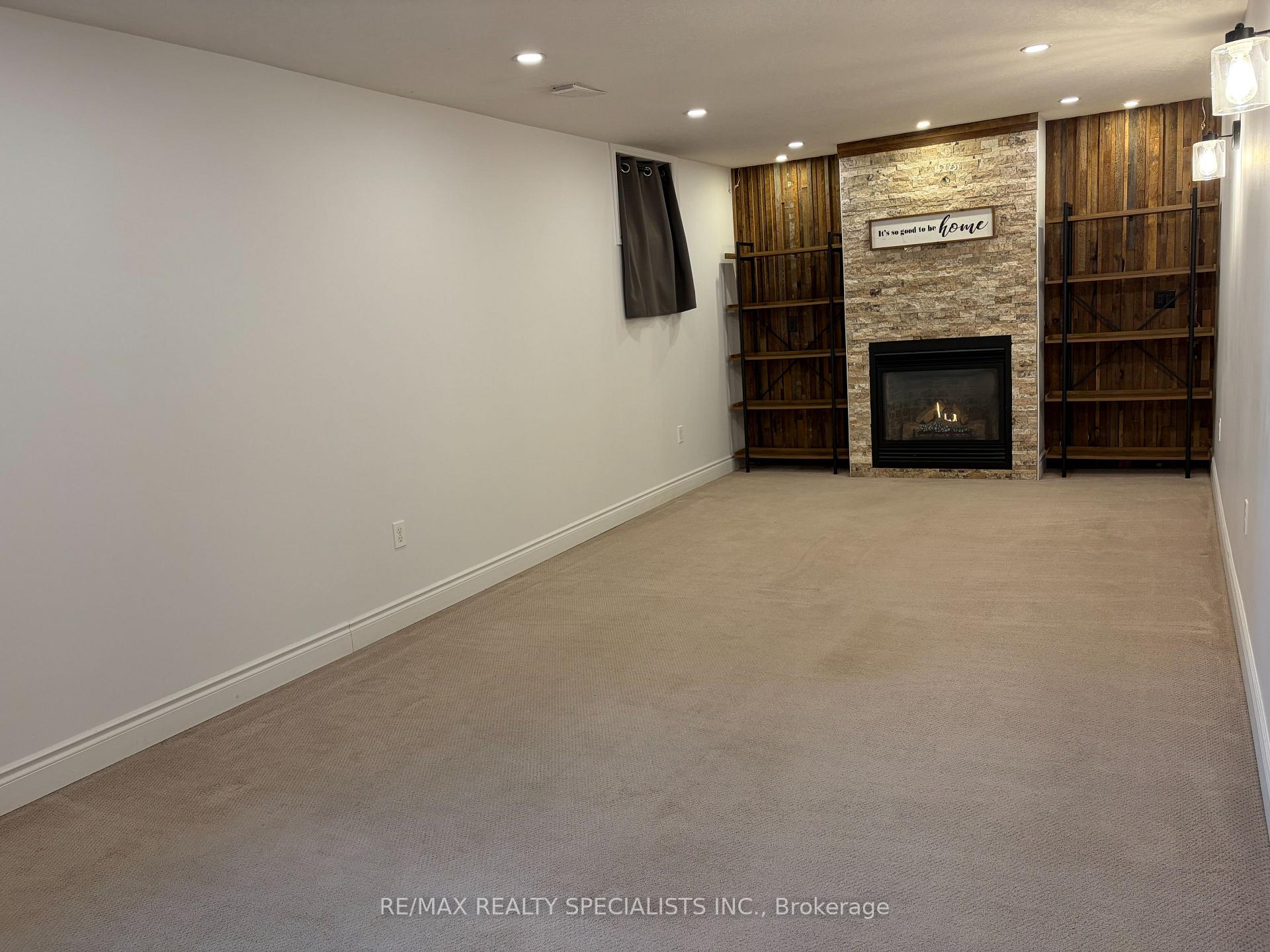 Photo 42 of 70 Duncairn Avenue, Kitchener, Forest Hill — HOMEH