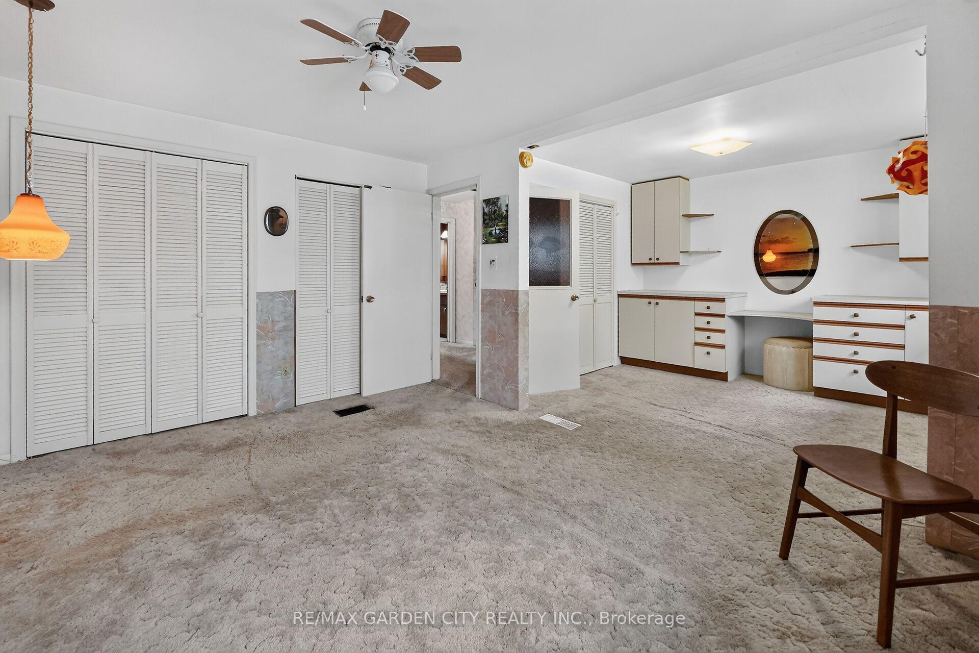 Photo 11 of 529 Carlton Street, St. Catharines, Carlton/Bunting — HOMEH
