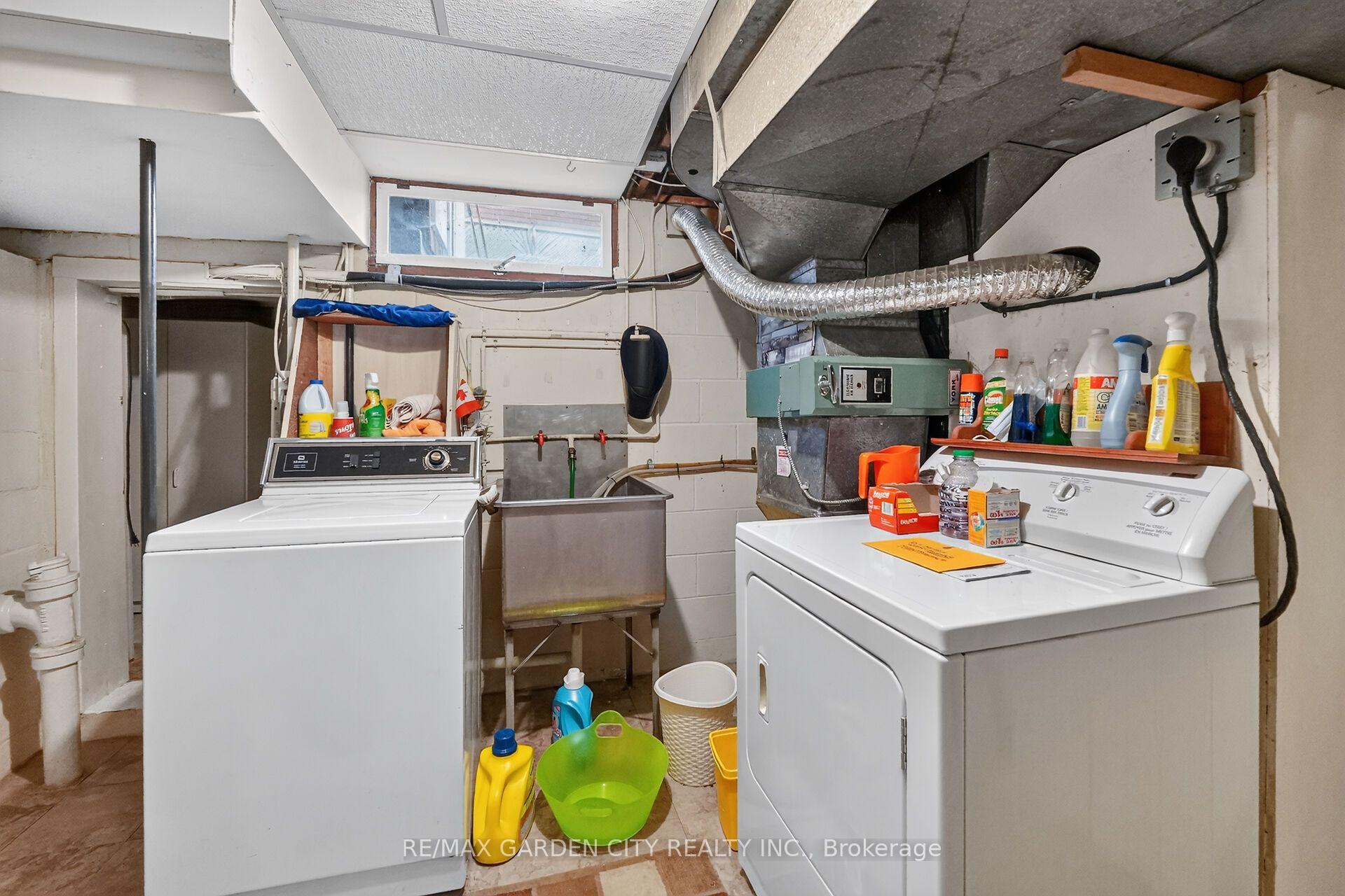 Photo 25 of 529 Carlton Street, St. Catharines, Carlton/Bunting — HOMEH
