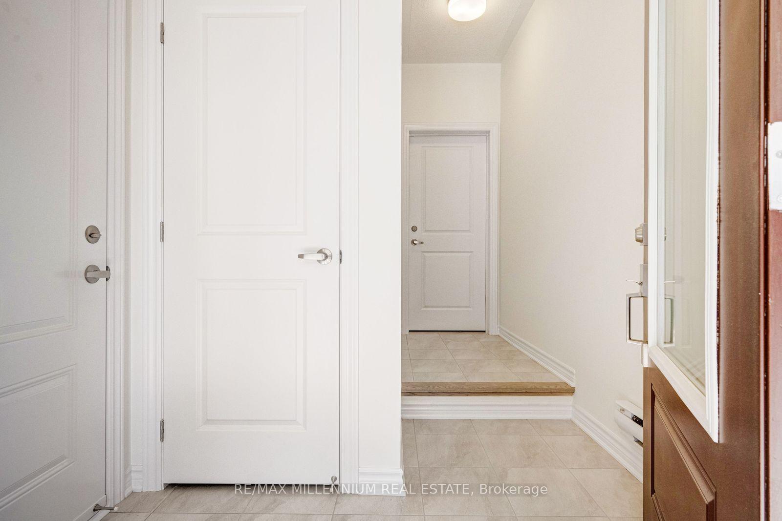 Photo 2 of Unit Upper, 34 Thornbird Crescent, Brampton, Northwest Brampton — HOMEH