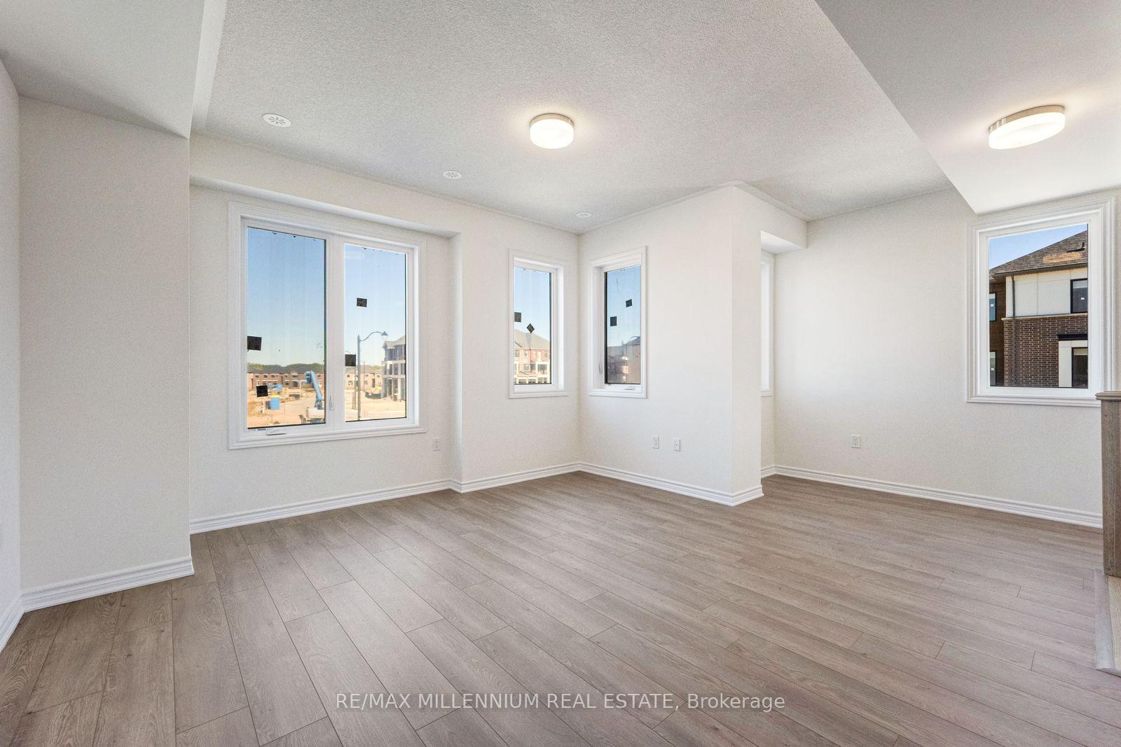 Photo 7 of Unit Upper, 34 Thornbird Crescent, Brampton, Northwest Brampton — HOMEH