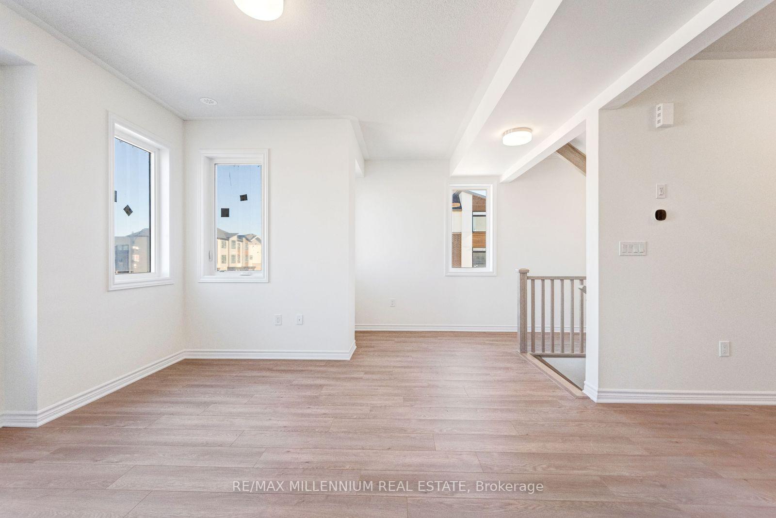 Photo 10 of Unit Upper, 34 Thornbird Crescent, Brampton, Northwest Brampton — HOMEH
