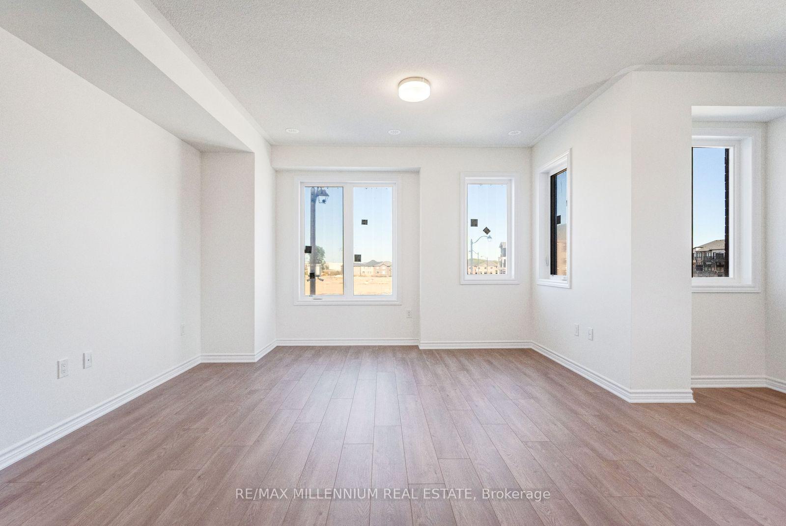 Photo 11 of Unit Upper, 34 Thornbird Crescent, Brampton, Northwest Brampton — HOMEH