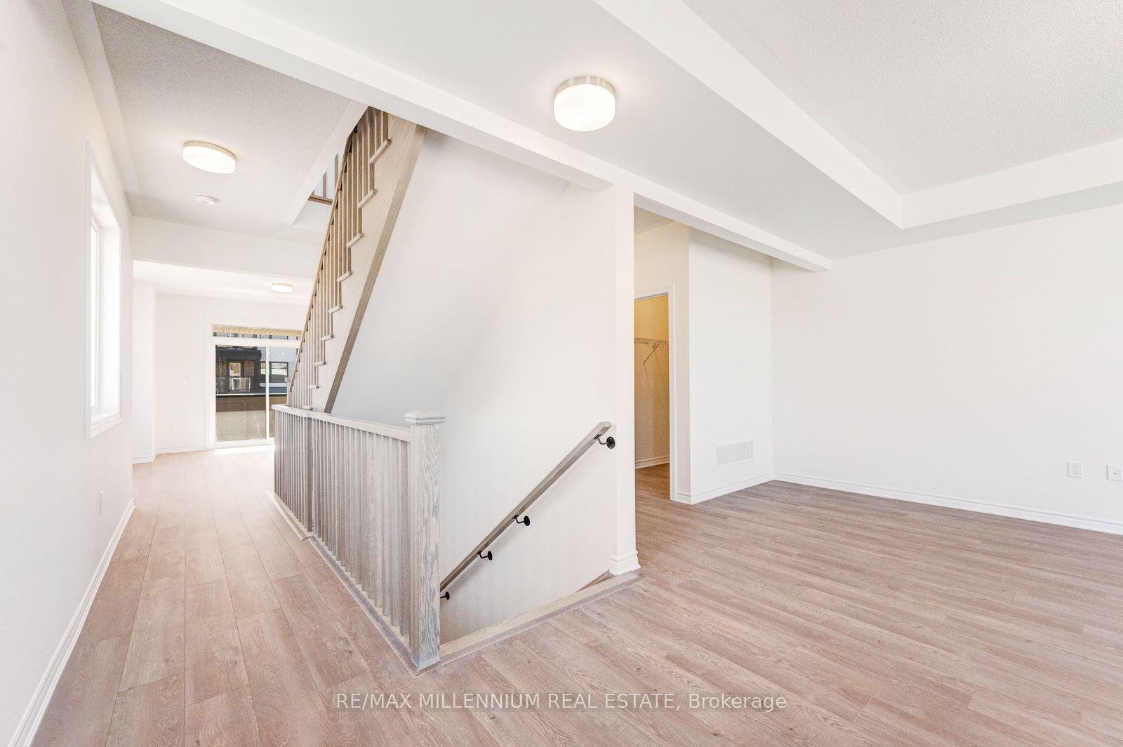 Photo 15 of Unit Upper, 34 Thornbird Crescent, Brampton, Northwest Brampton — HOMEH