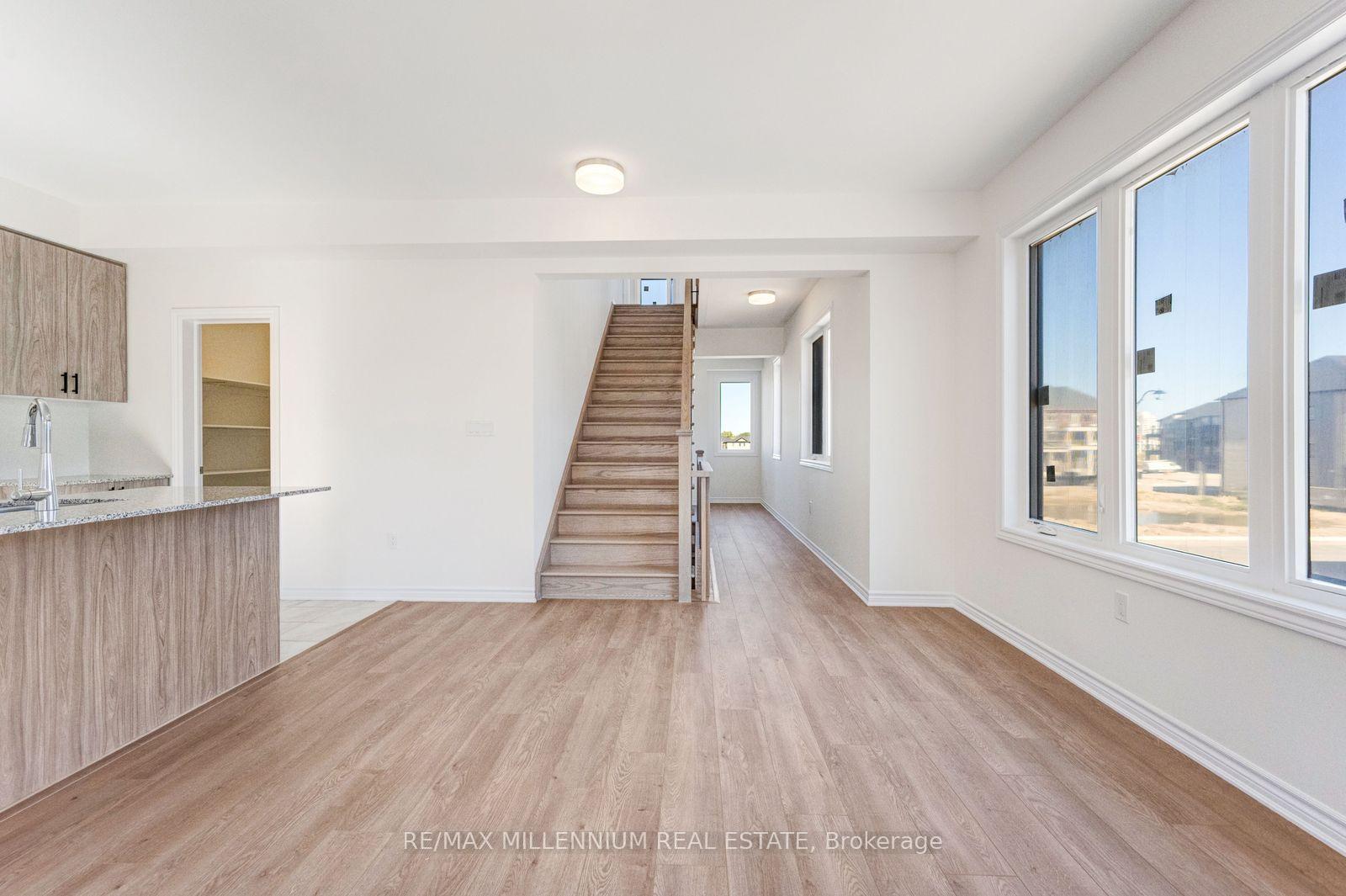 Photo 16 of Unit Upper, 34 Thornbird Crescent, Brampton, Northwest Brampton — HOMEH