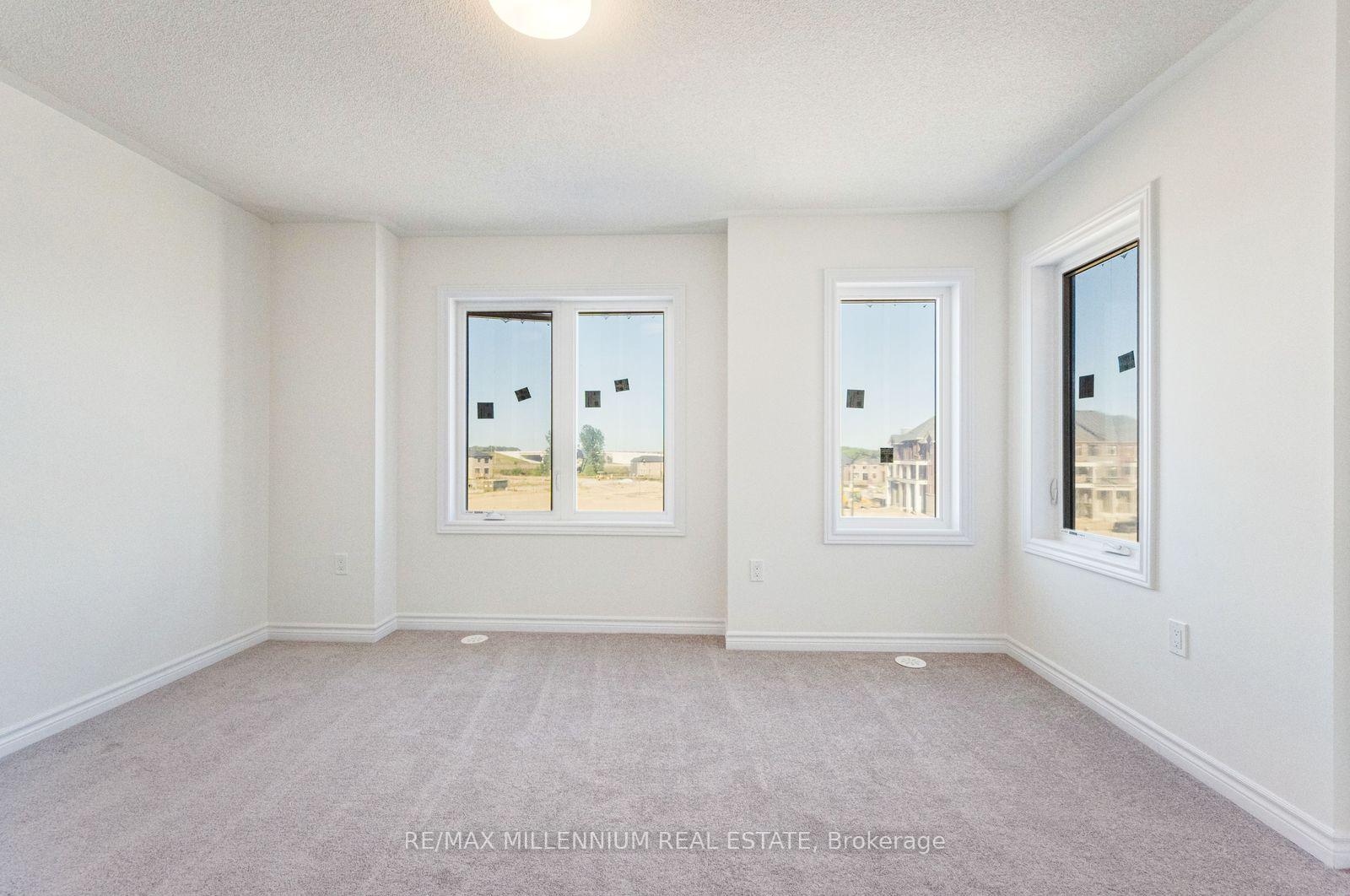 Photo 34 of Unit Upper, 34 Thornbird Crescent, Brampton, Northwest Brampton — HOMEH