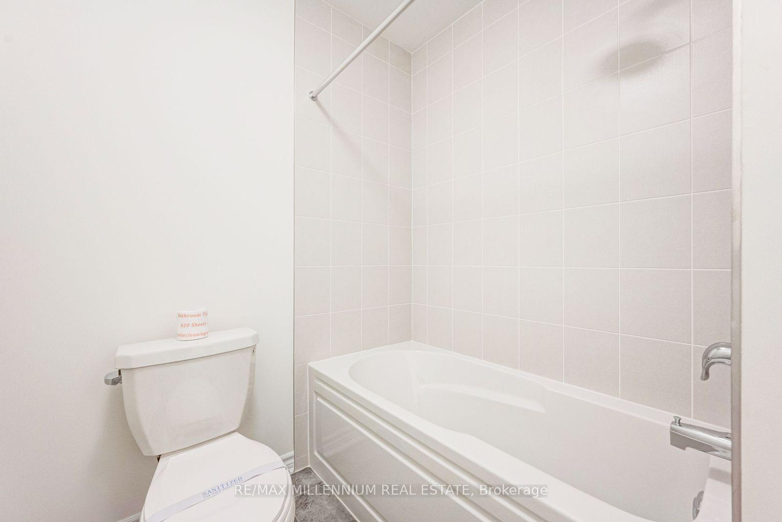 Photo 37 of Unit Upper, 34 Thornbird Crescent, Brampton, Northwest Brampton — HOMEH