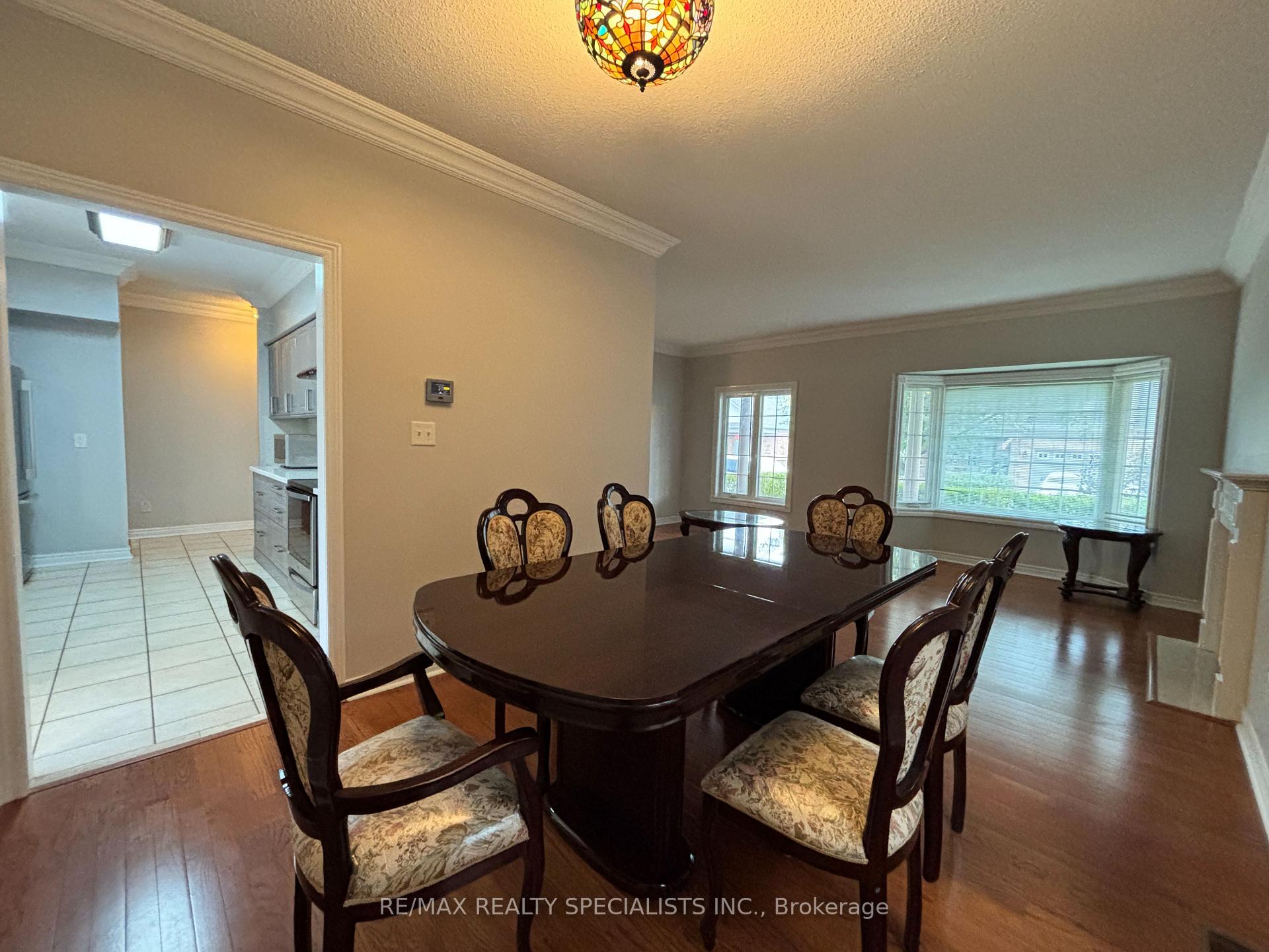 Photo 10 of 8 Yorkwood Trail, Brampton, Sandringham-Wellington — HOMEH