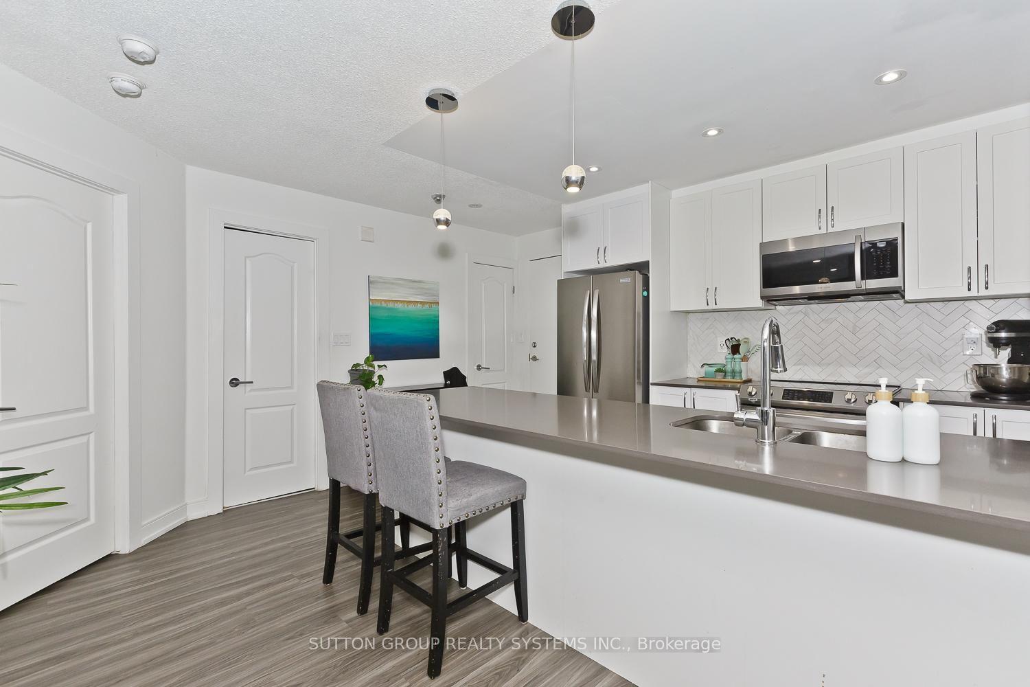 Photo 16 of Unit 311, 4198 Dundas Street W, Etobicoke, Edenbridge-Humber Valley — HOMEH