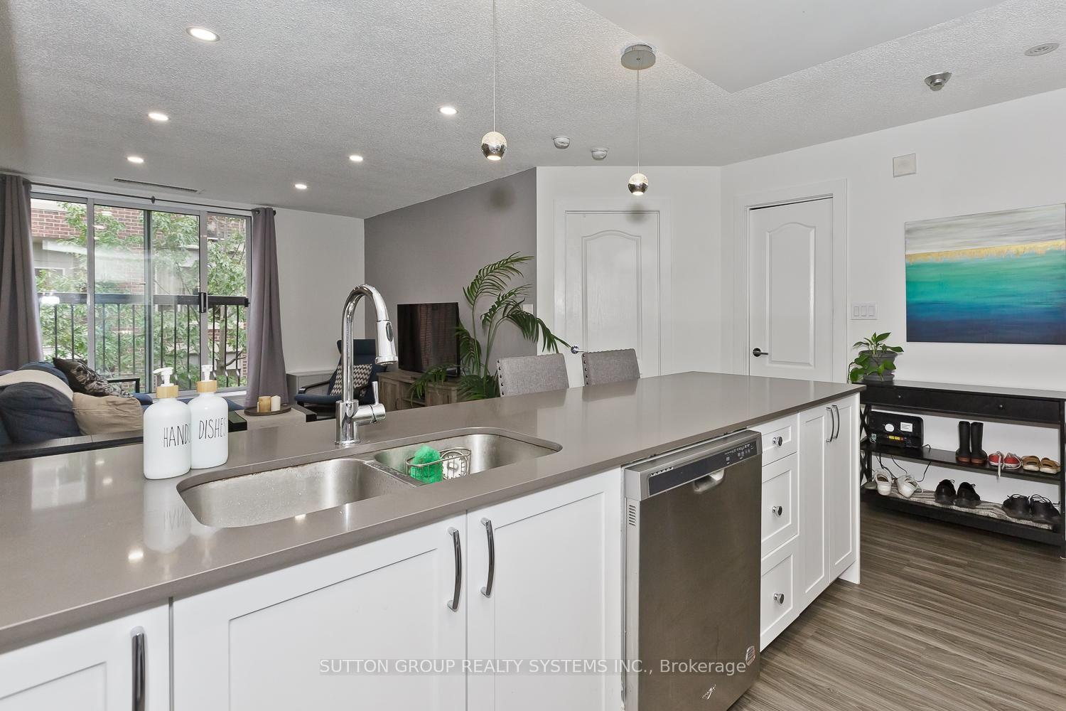 Photo 36 of Unit 311, 4198 Dundas Street W, Etobicoke, Edenbridge-Humber Valley — HOMEH