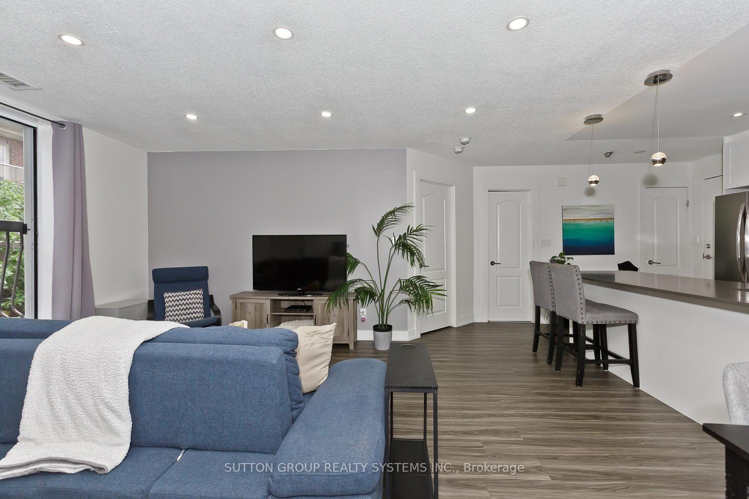 Photo 54 of Unit 311, 4198 Dundas Street W, Etobicoke, Edenbridge-Humber Valley — HOMEH