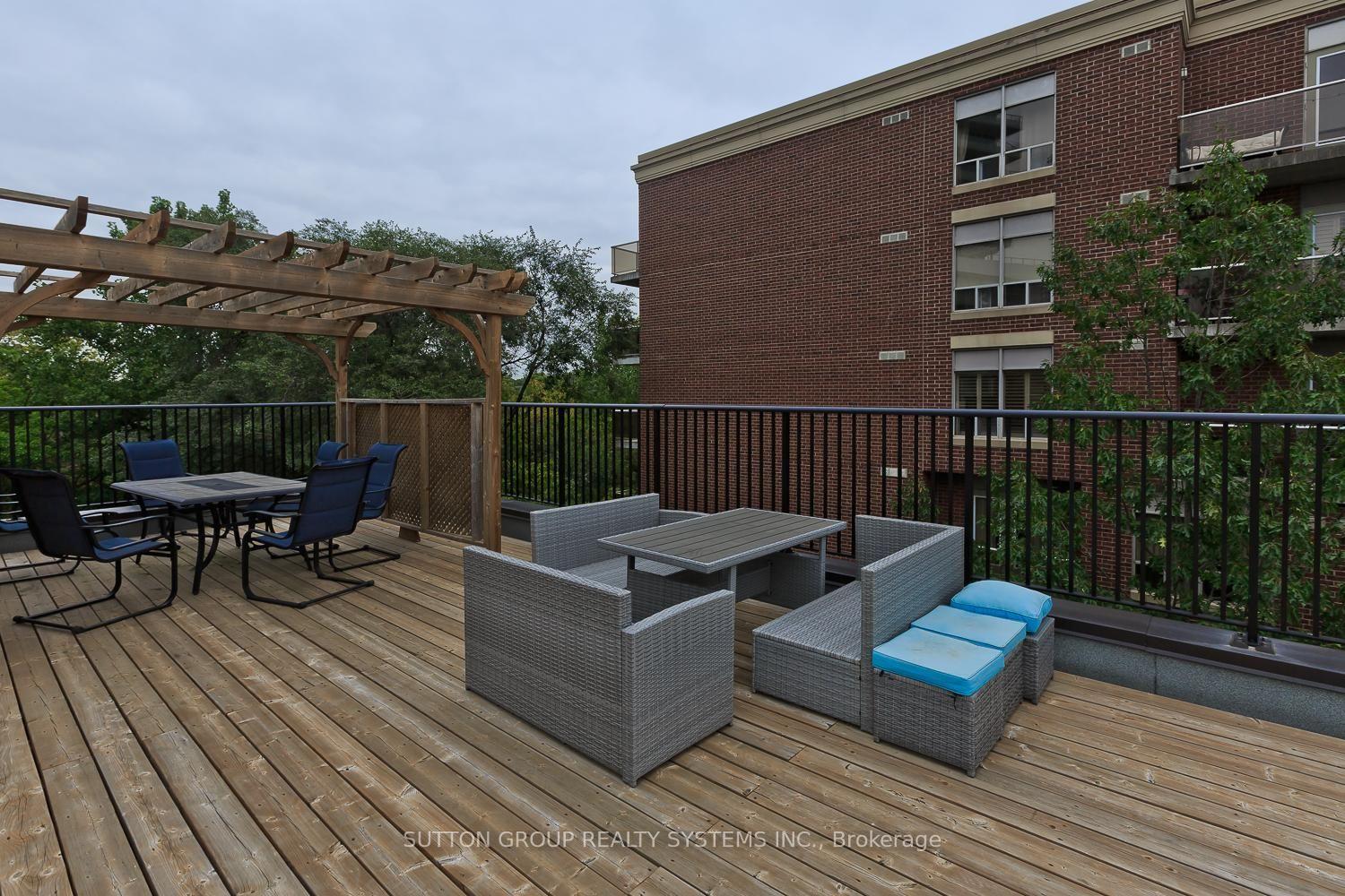 Photo 94 of Unit 311, 4198 Dundas Street W, Etobicoke, Edenbridge-Humber Valley — HOMEH