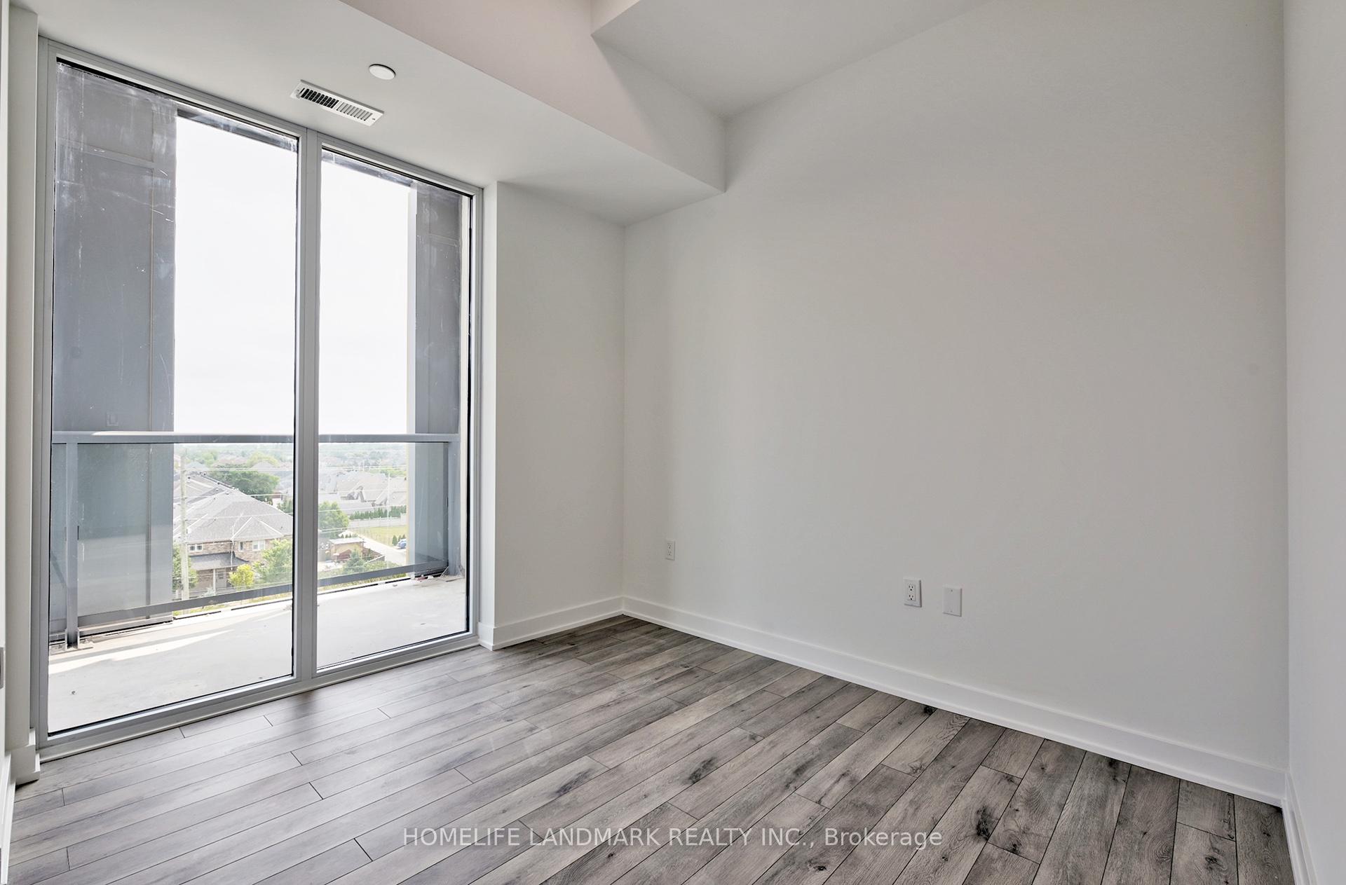 Photo 9 of Unit 720, 1005 Dundas Street E, Oakville, Joshua Meadows — HOMEH