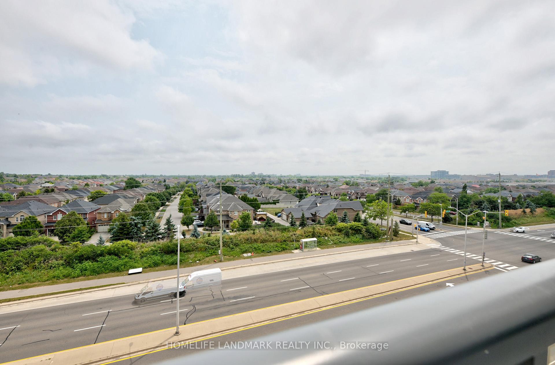 Photo 18 of Unit 720, 1005 Dundas Street E, Oakville, Joshua Meadows — HOMEH