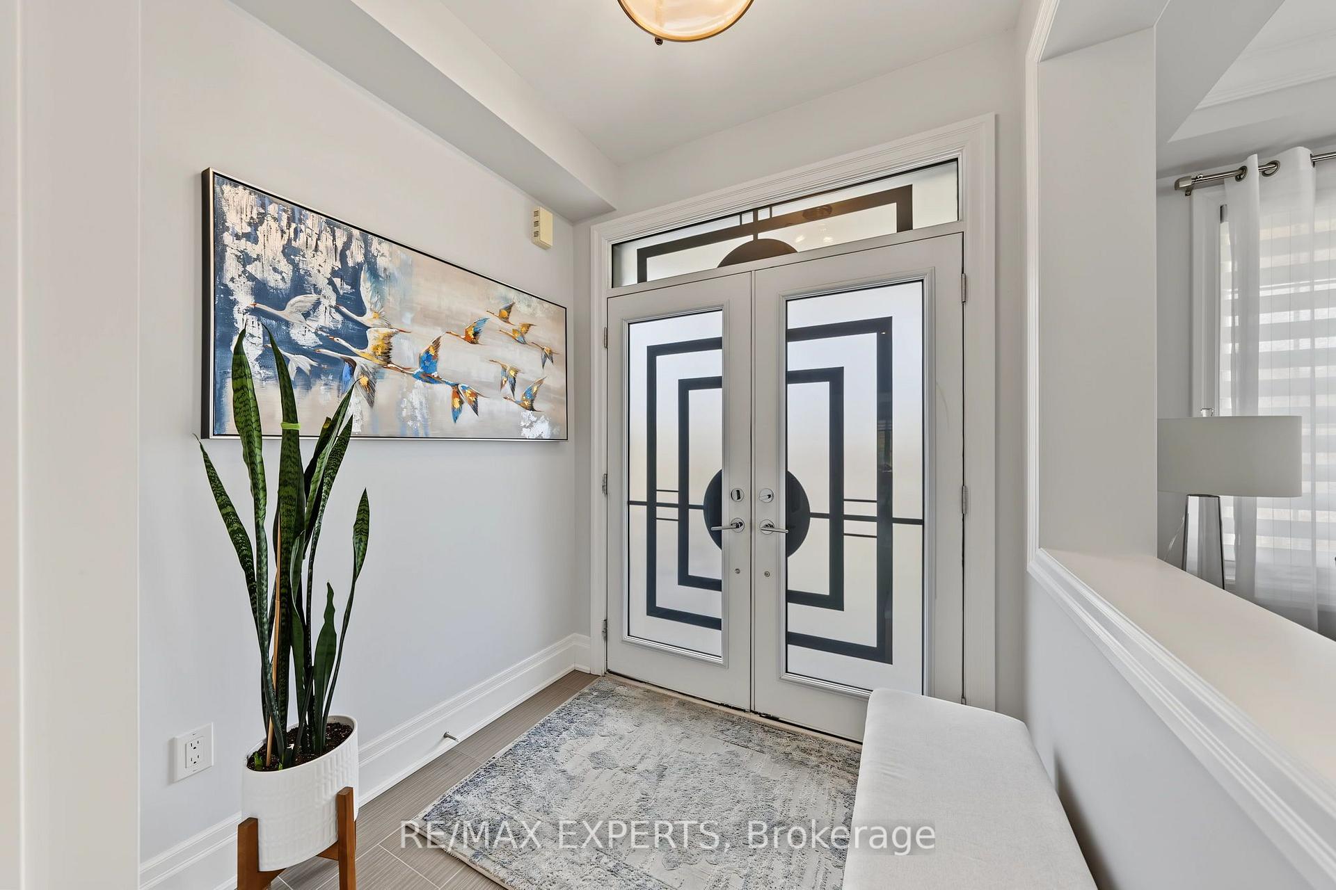 Photo 6 of 24 Pierce Place, New Tecumseth, Tottenham — HOMEH