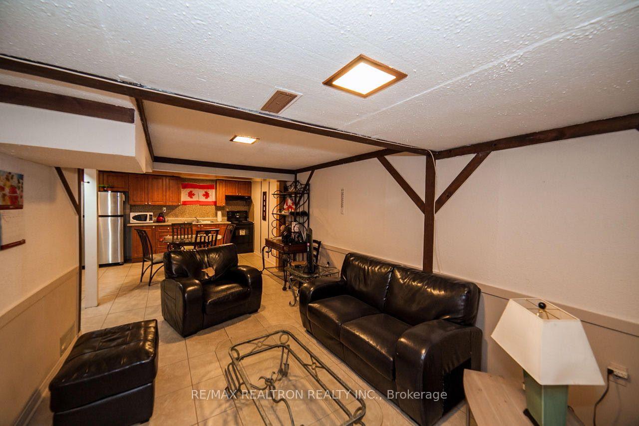 Photo 10 of 14 Plaisance Road, Richmond Hill, North Richvale — HOMEH