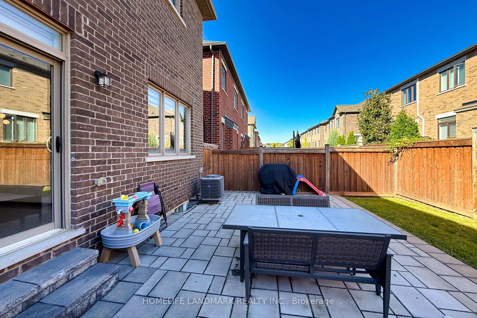 Photo 47 of 59 Hilts Drive, Richmond Hill, Rural Richmond Hill — HOMEH