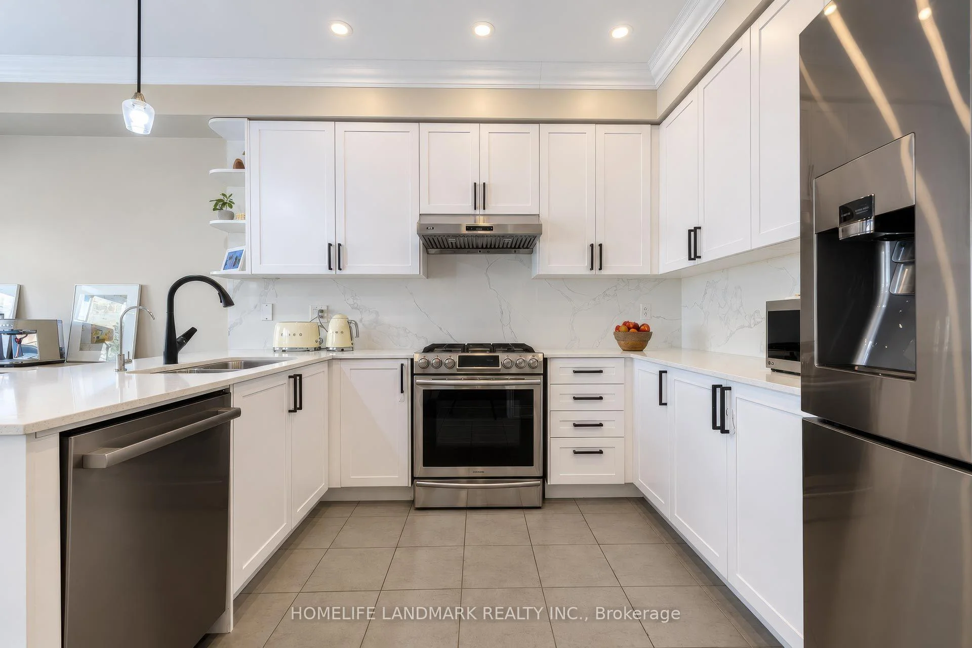 Photo 18 of 59 Hilts Drive, Richmond Hill, Rural Richmond Hill — HOMEH