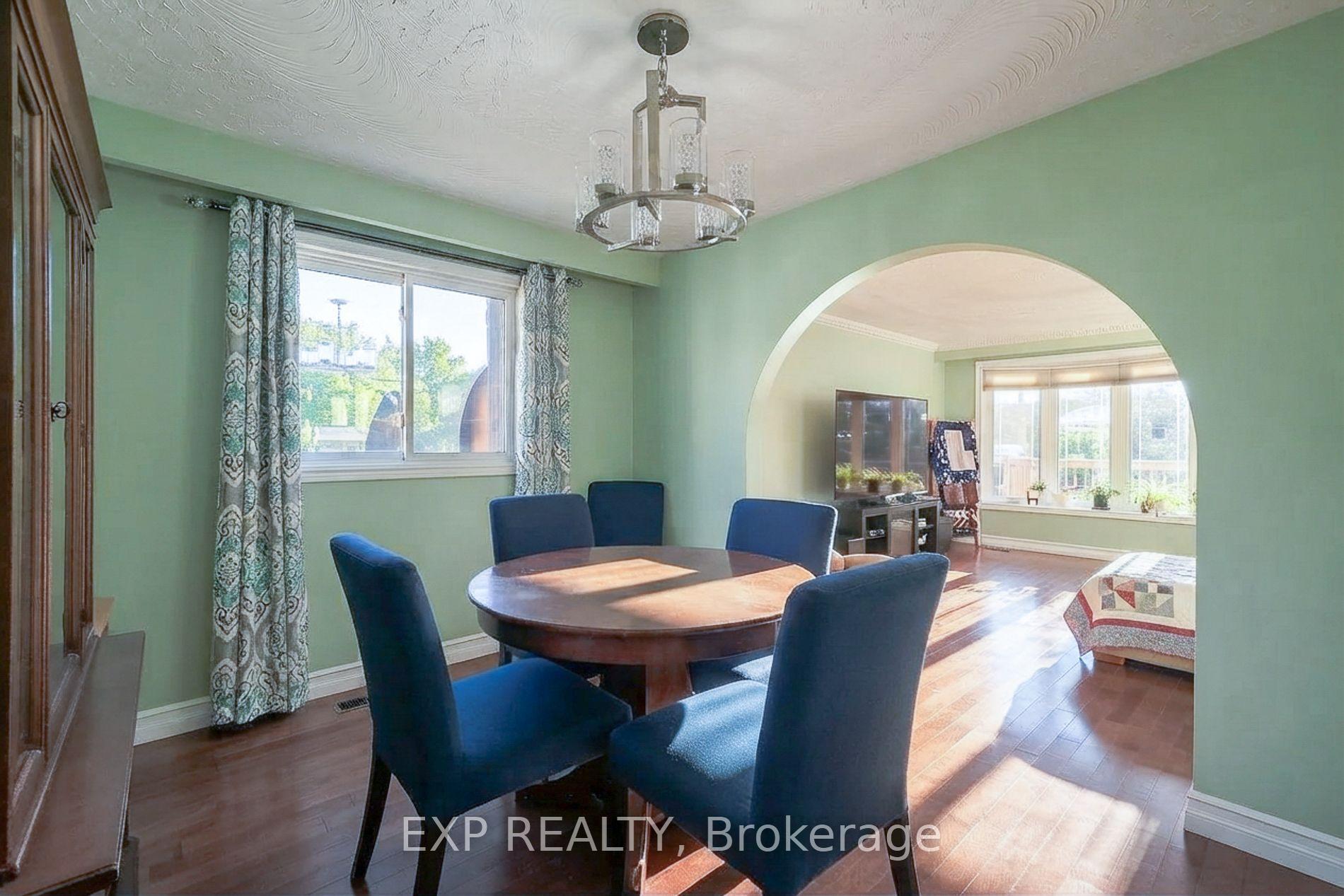 Photo 16 of 23 Tara Court, Hamilton, Gershome — HOMEH