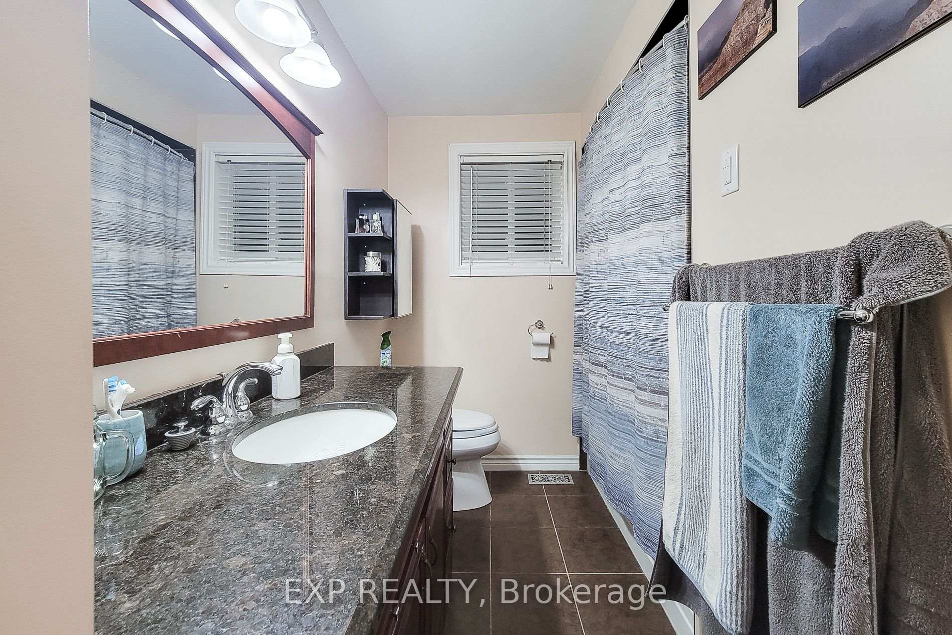 Photo 25 of 23 Tara Court, Hamilton, Gershome — HOMEH