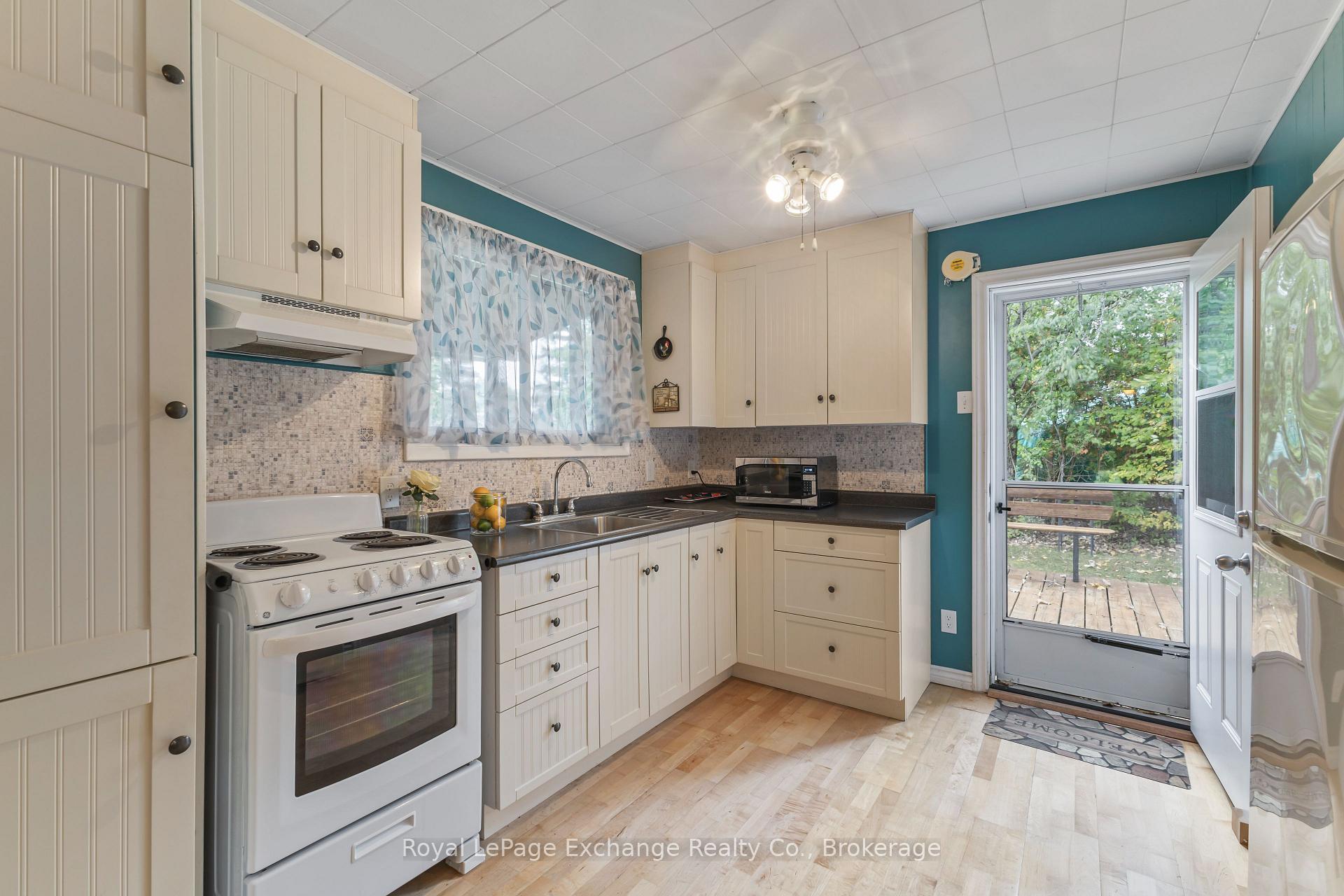 Photo 6 of 97 Smith Lane, Huron-Kinloss — HOMEH