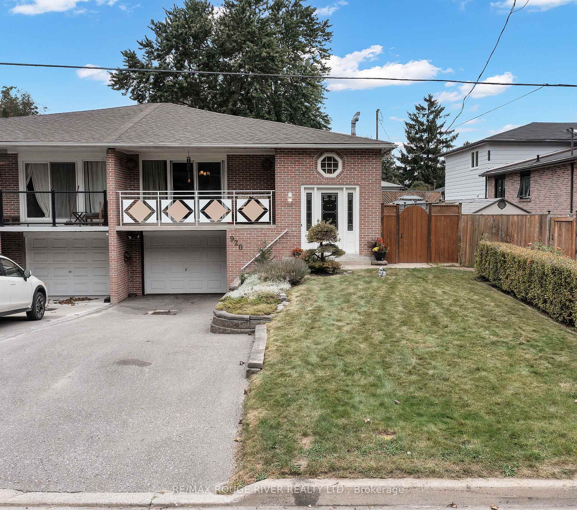 Photo of 920 Sunrise Avenue