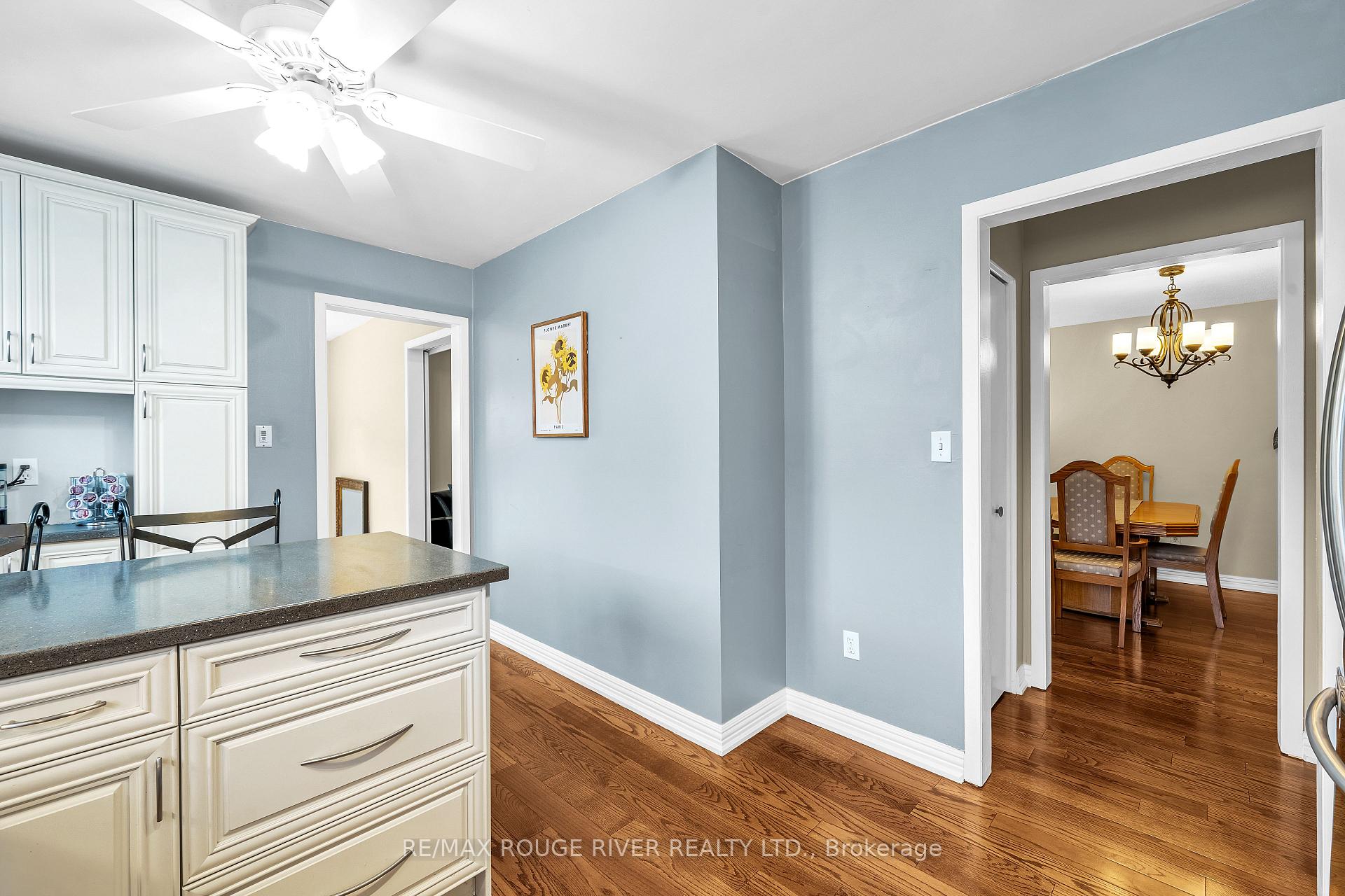 Photo 14 of 920 Sunrise Avenue, Pickering, West Shore — HOMEH