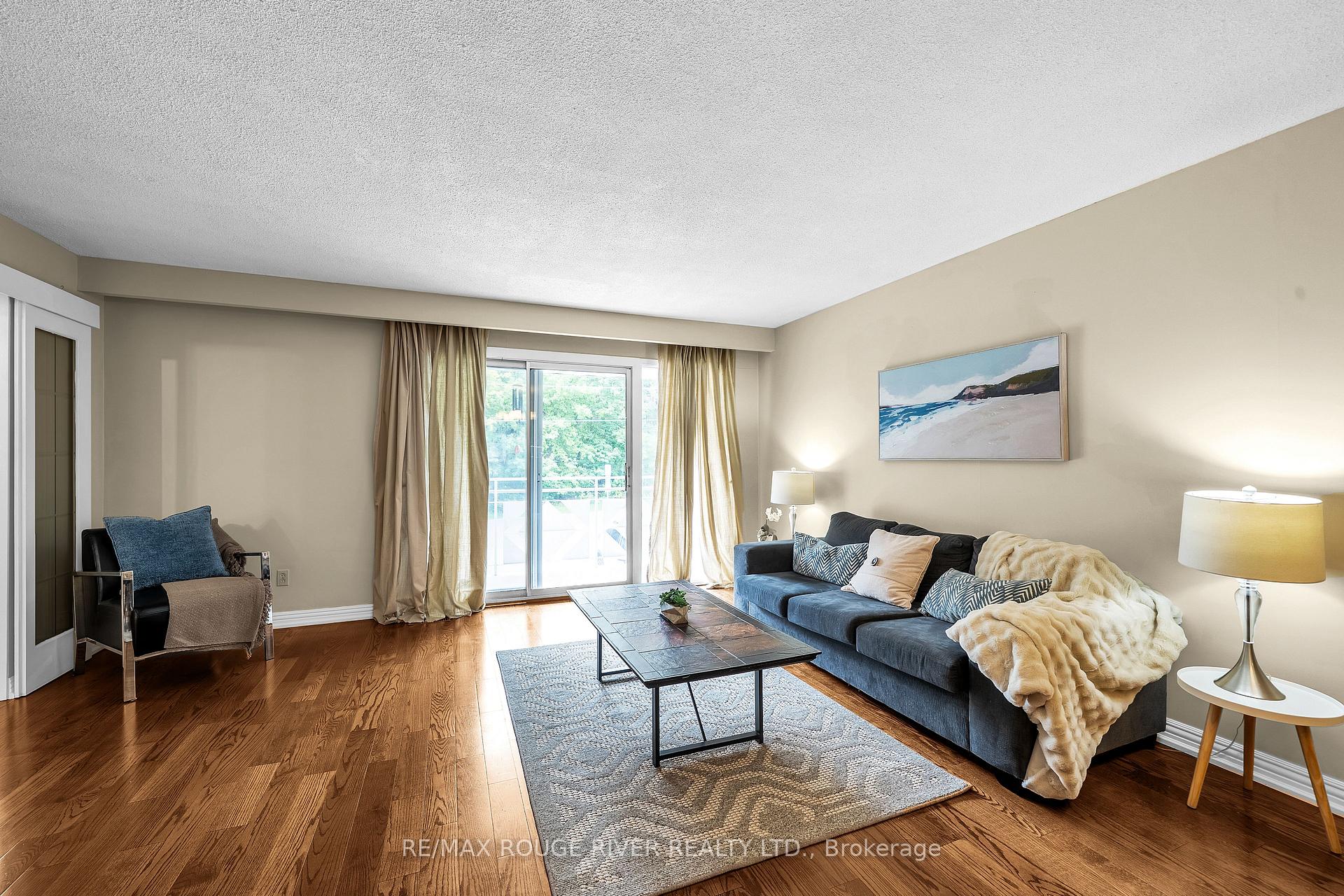 Photo 15 of 920 Sunrise Avenue, Pickering, West Shore — HOMEH