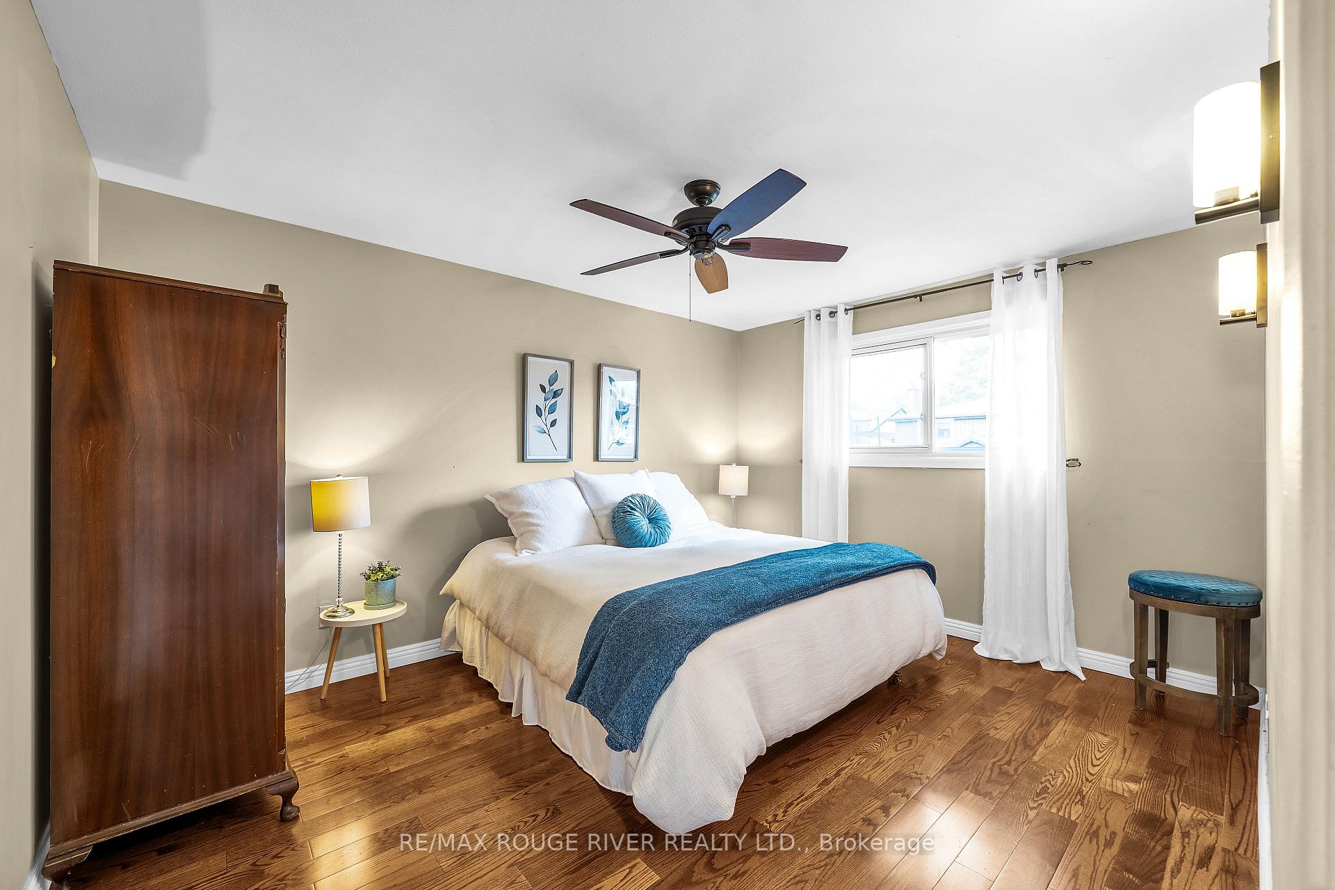 Photo 24 of 920 Sunrise Avenue, Pickering, West Shore — HOMEH