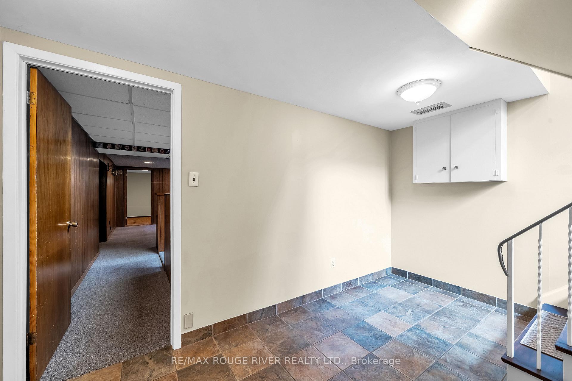 Photo 30 of 920 Sunrise Avenue, Pickering, West Shore — HOMEH