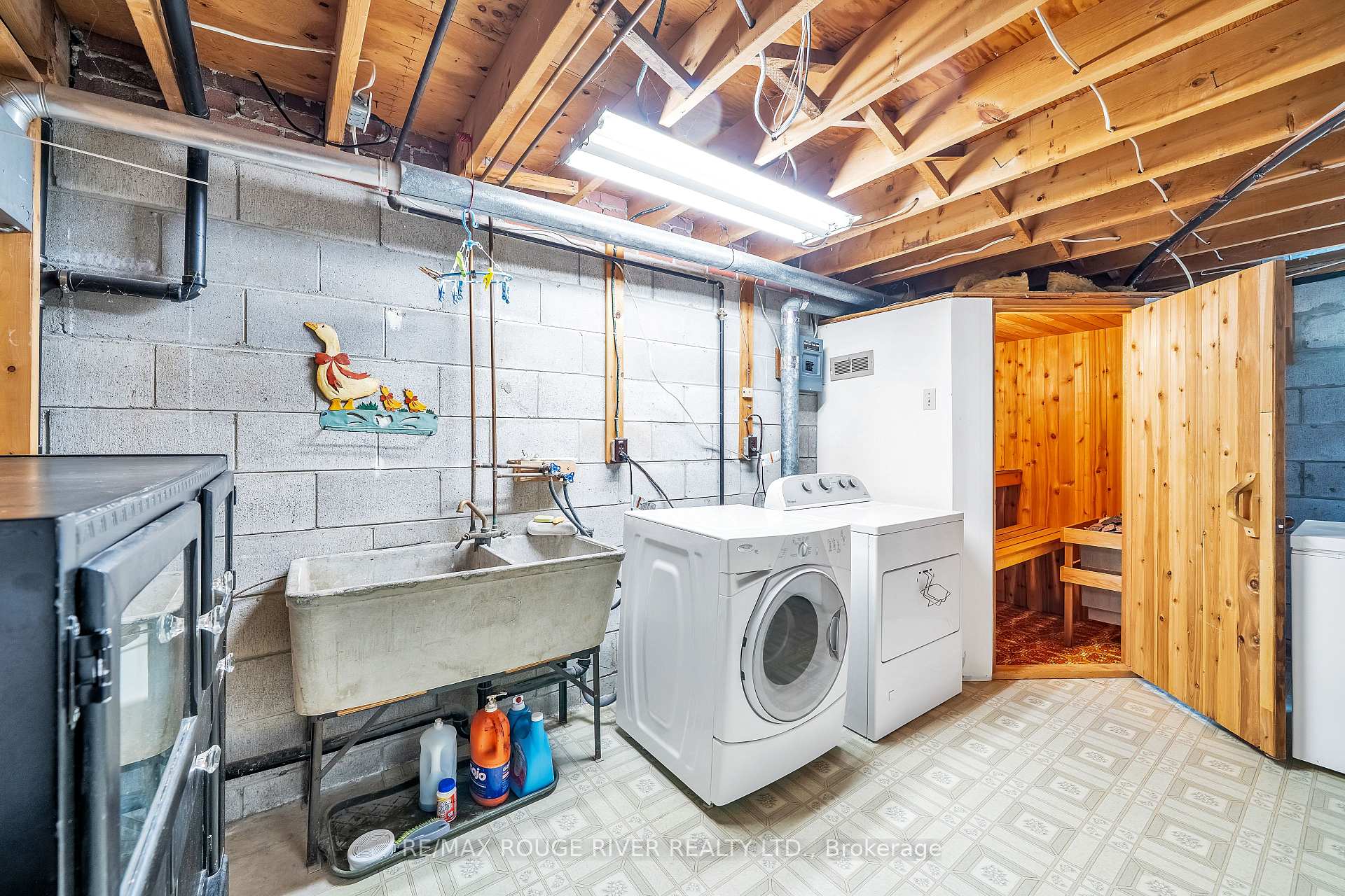 Photo 35 of 920 Sunrise Avenue, Pickering, West Shore — HOMEH