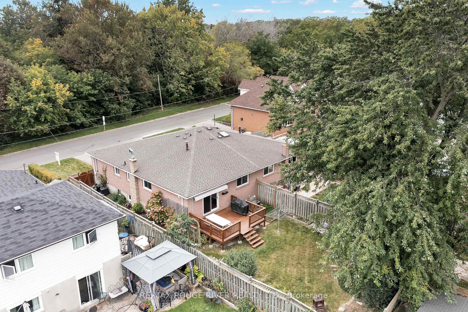 Photo 40 of 920 Sunrise Avenue, Pickering, West Shore — HOMEH