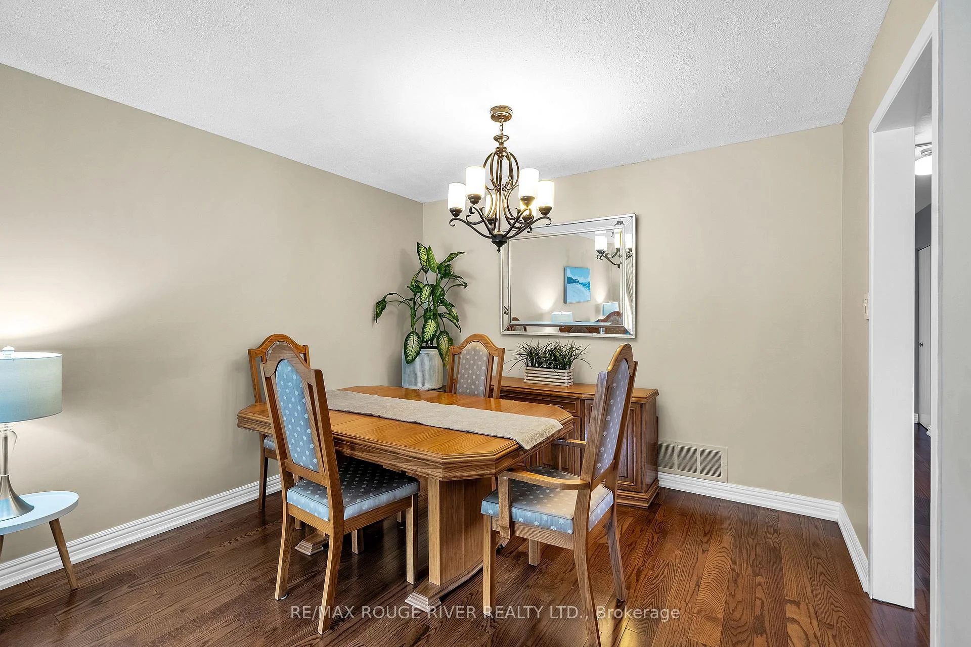 Photo 21 of 920 Sunrise Avenue, Pickering, West Shore — HOMEH