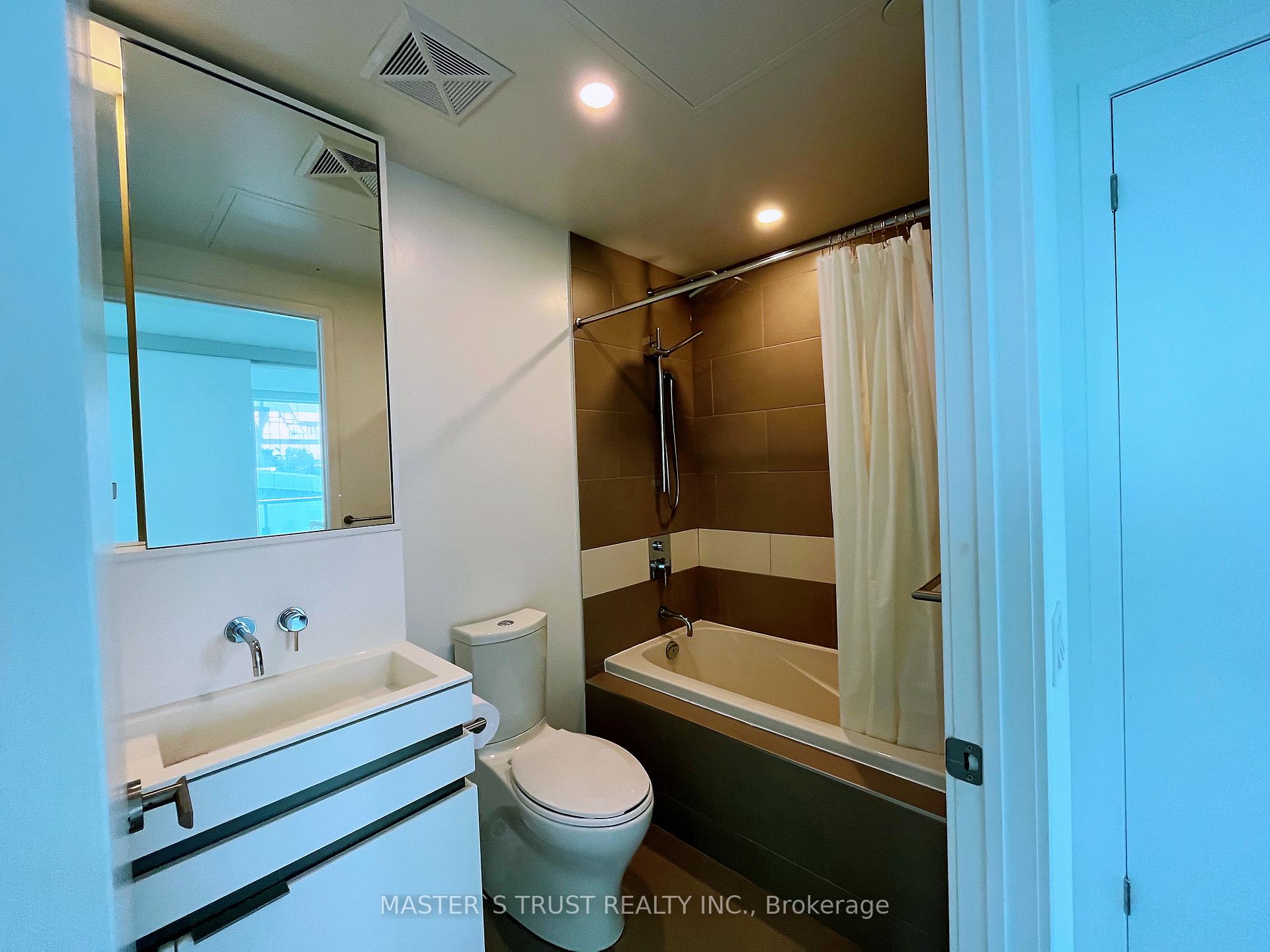 Photo 11 of Unit 2609, 197 Yonge Street, Toronto, Church-Yonge Corridor — HOMEH