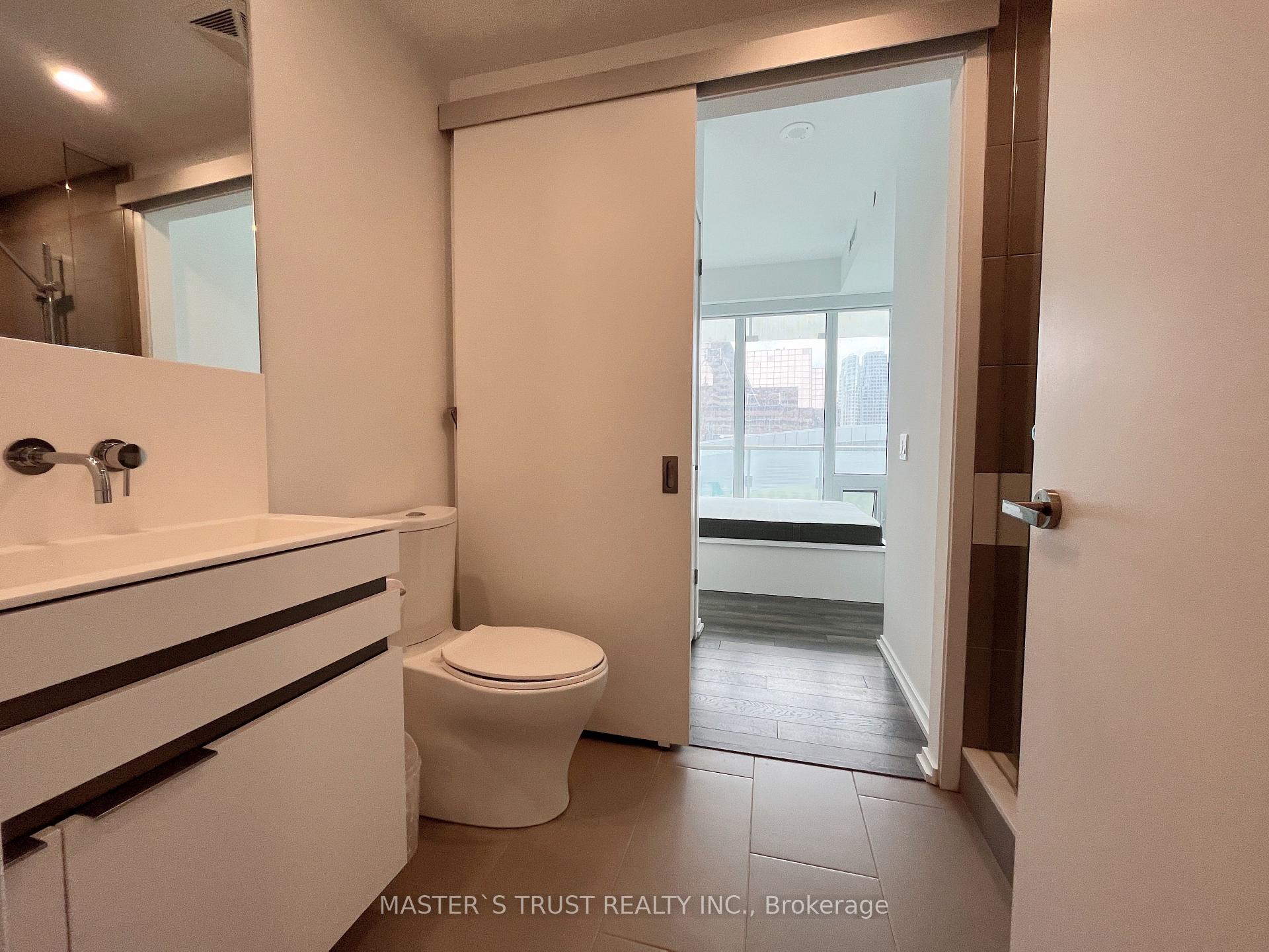 Photo 14 of Unit 2609, 197 Yonge Street, Toronto, Church-Yonge Corridor — HOMEH