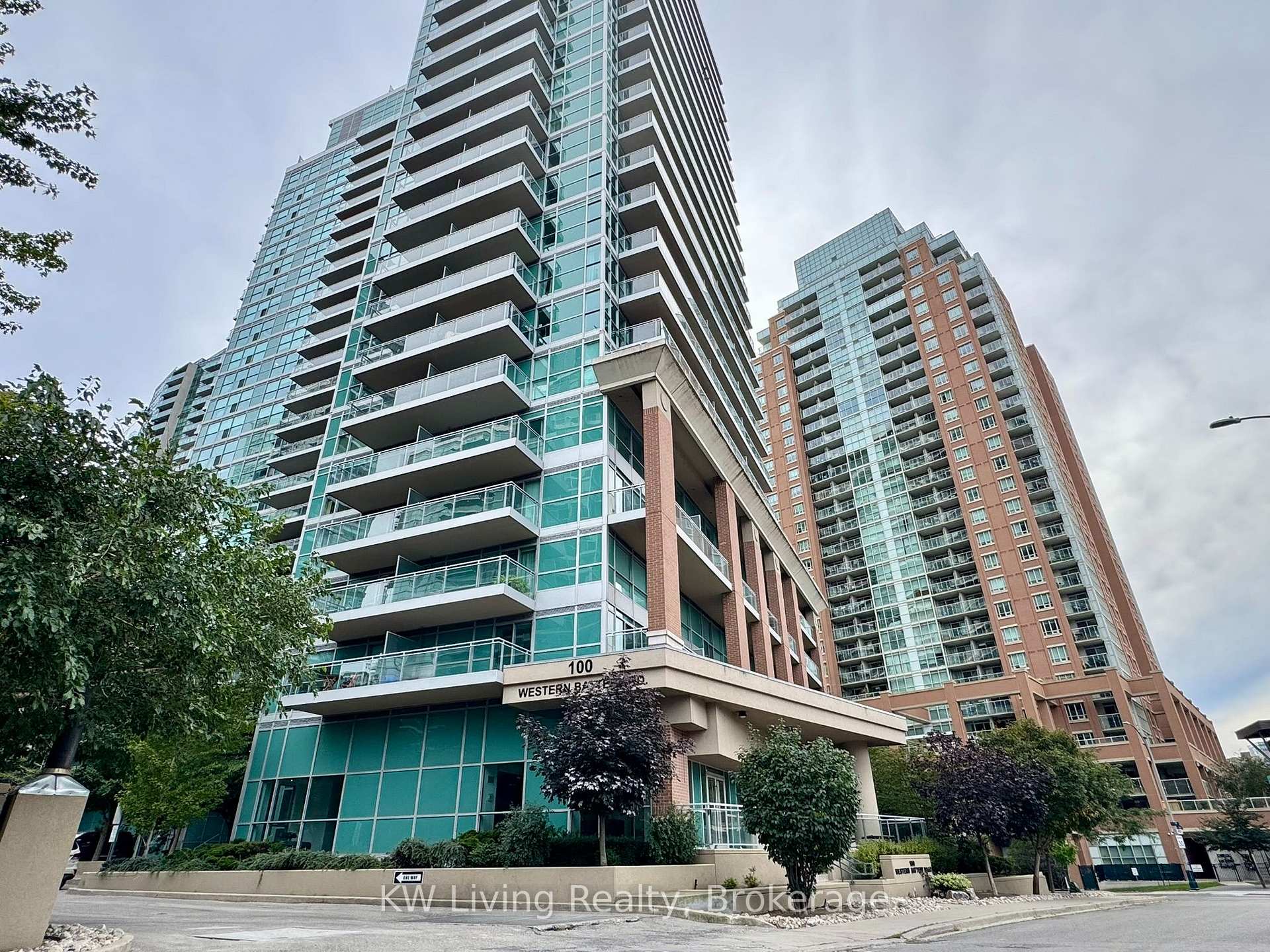 Photo of Unit 2307, 100 Western Battery Road