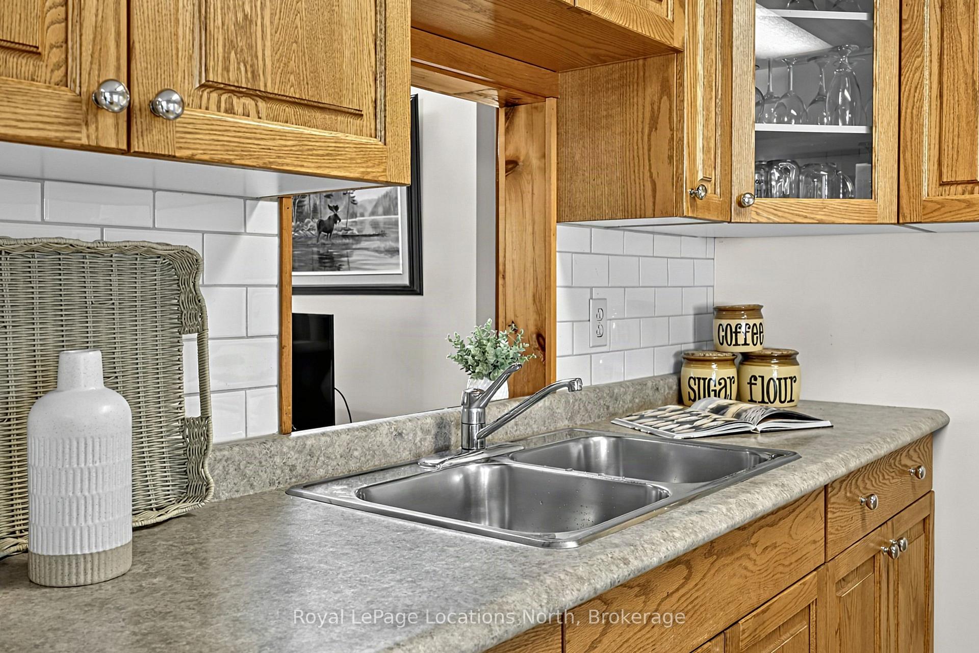 Photo 13 of 40 58th Street S, Wasaga Beach — HOMEH