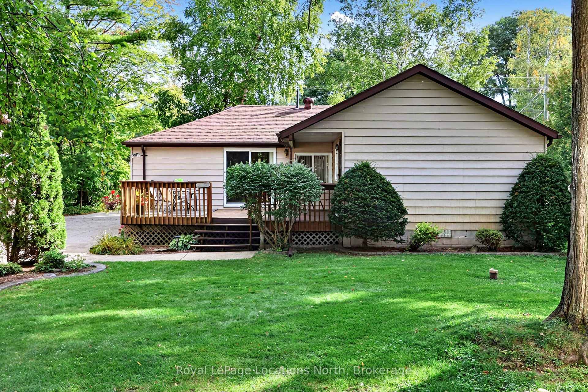 Photo 31 of 40 58th Street S, Wasaga Beach — HOMEH