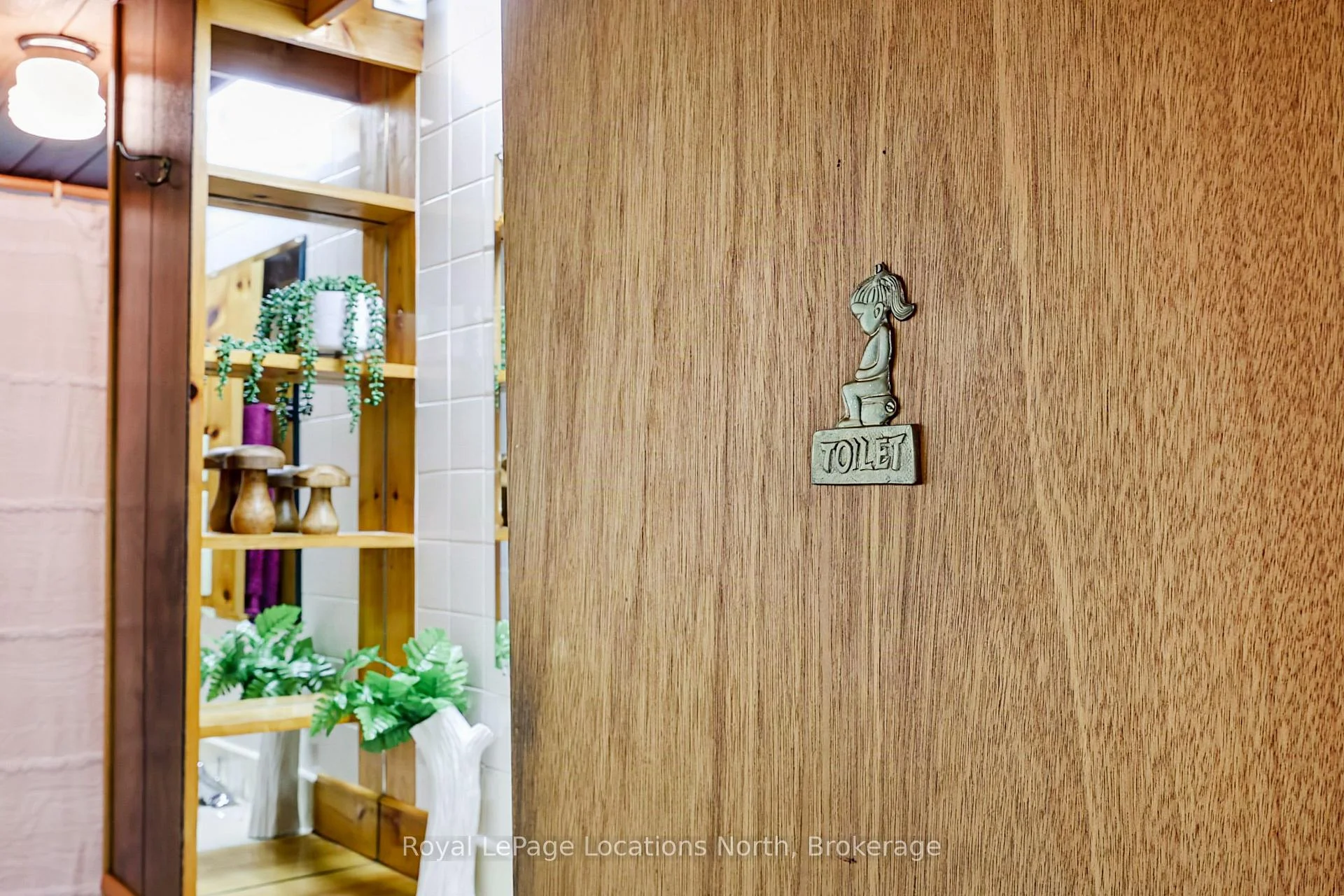 Photo 23 of 40 58th Street S, Wasaga Beach — HOMEH