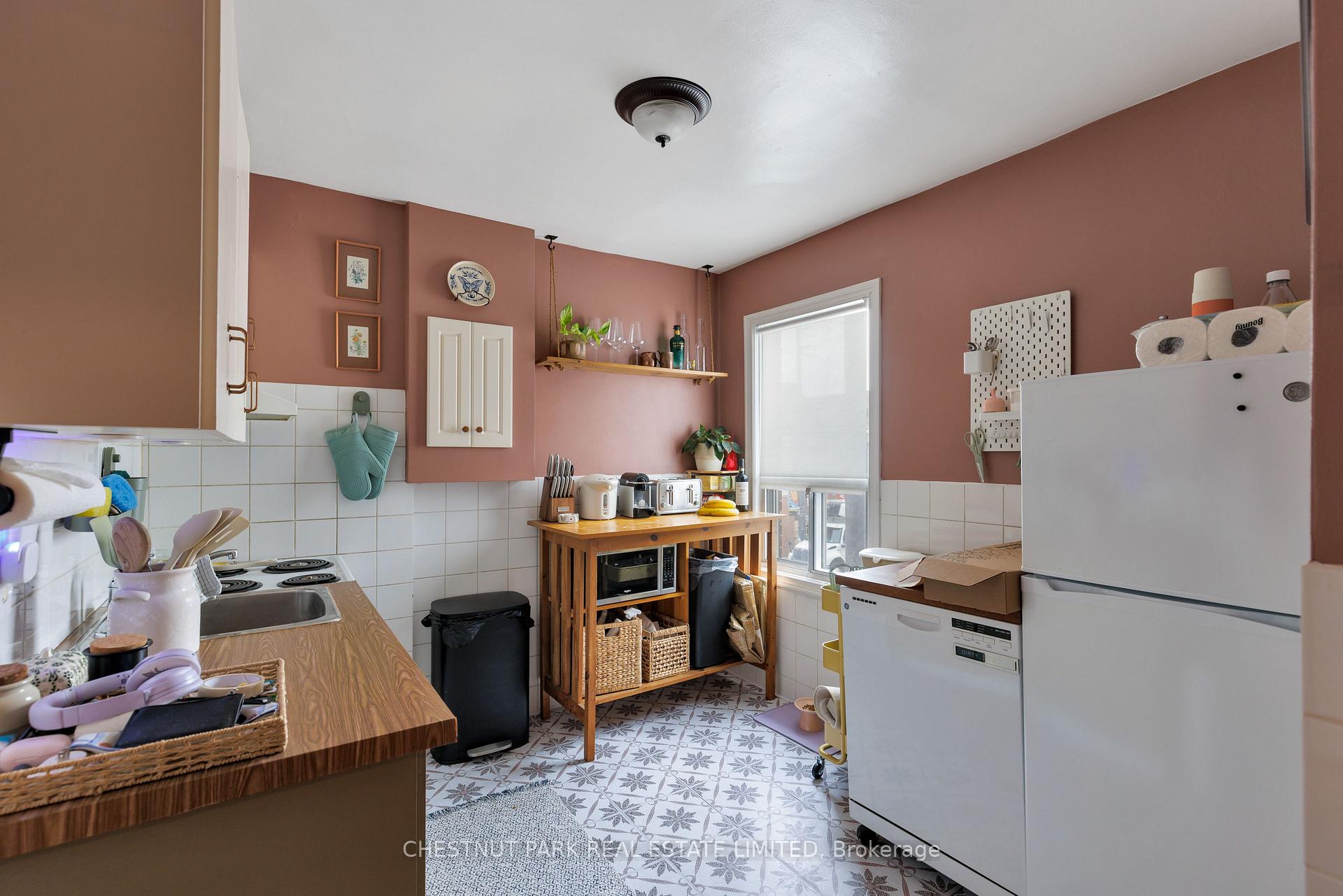 Photo 14 of 185 Walmer Road, Toronto, The Annex — HOMEH