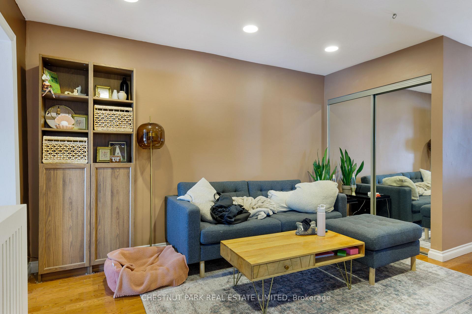 Photo 17 of 185 Walmer Road, Toronto, The Annex — HOMEH