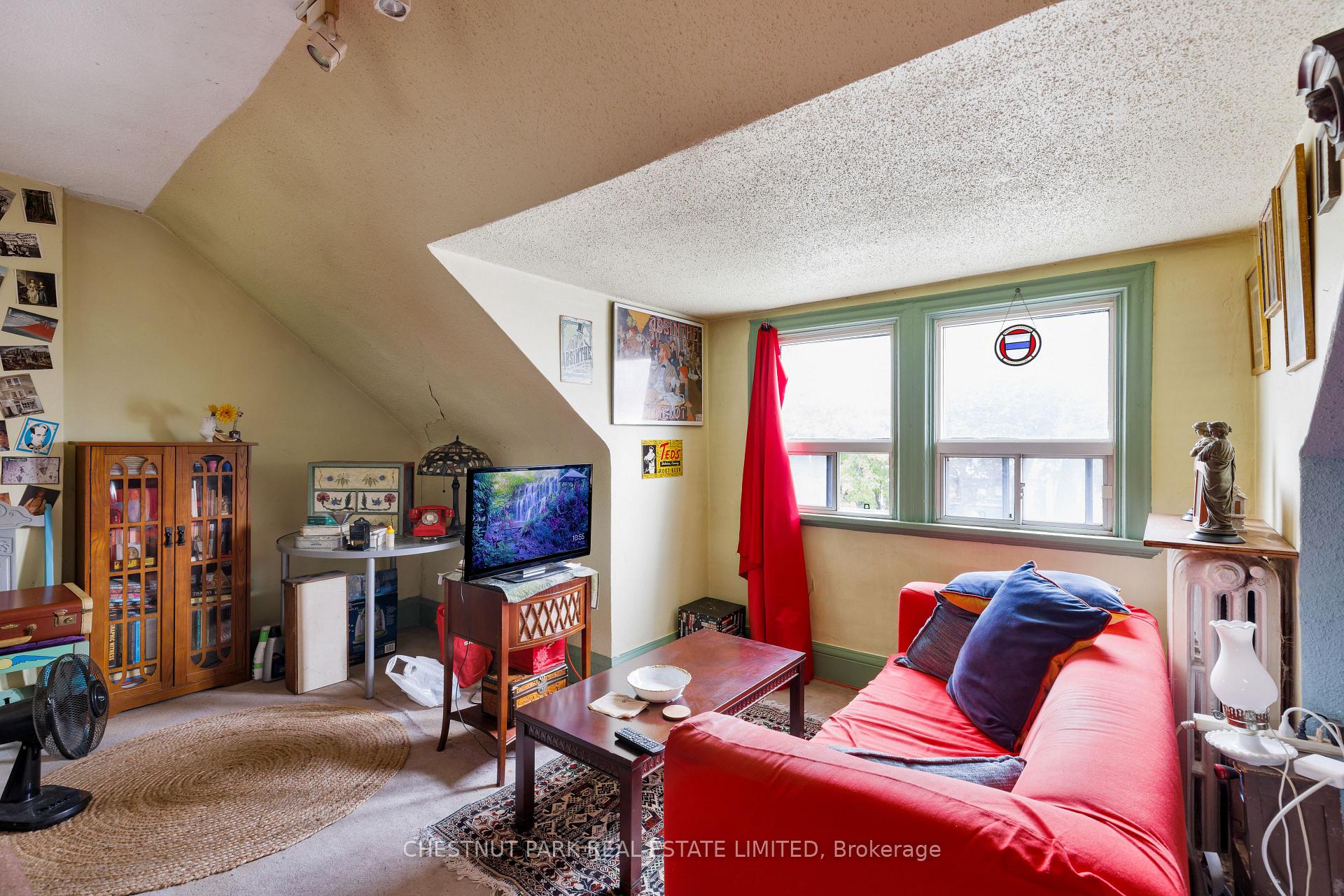 Photo 29 of 185 Walmer Road, Toronto, The Annex — HOMEH